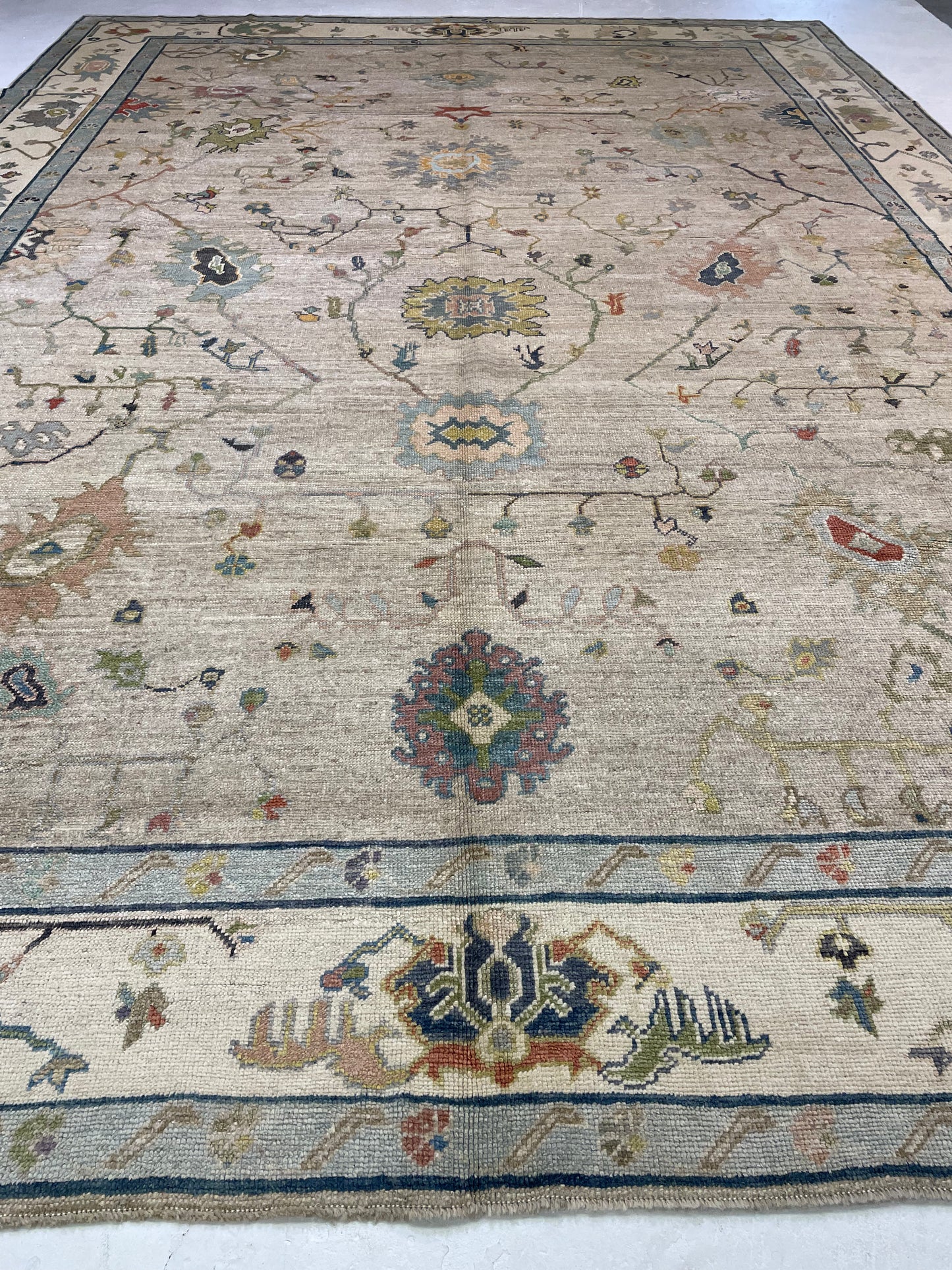 Hand-Knotted Wool Rug Turkish Oushak 12'4" x 17'3"