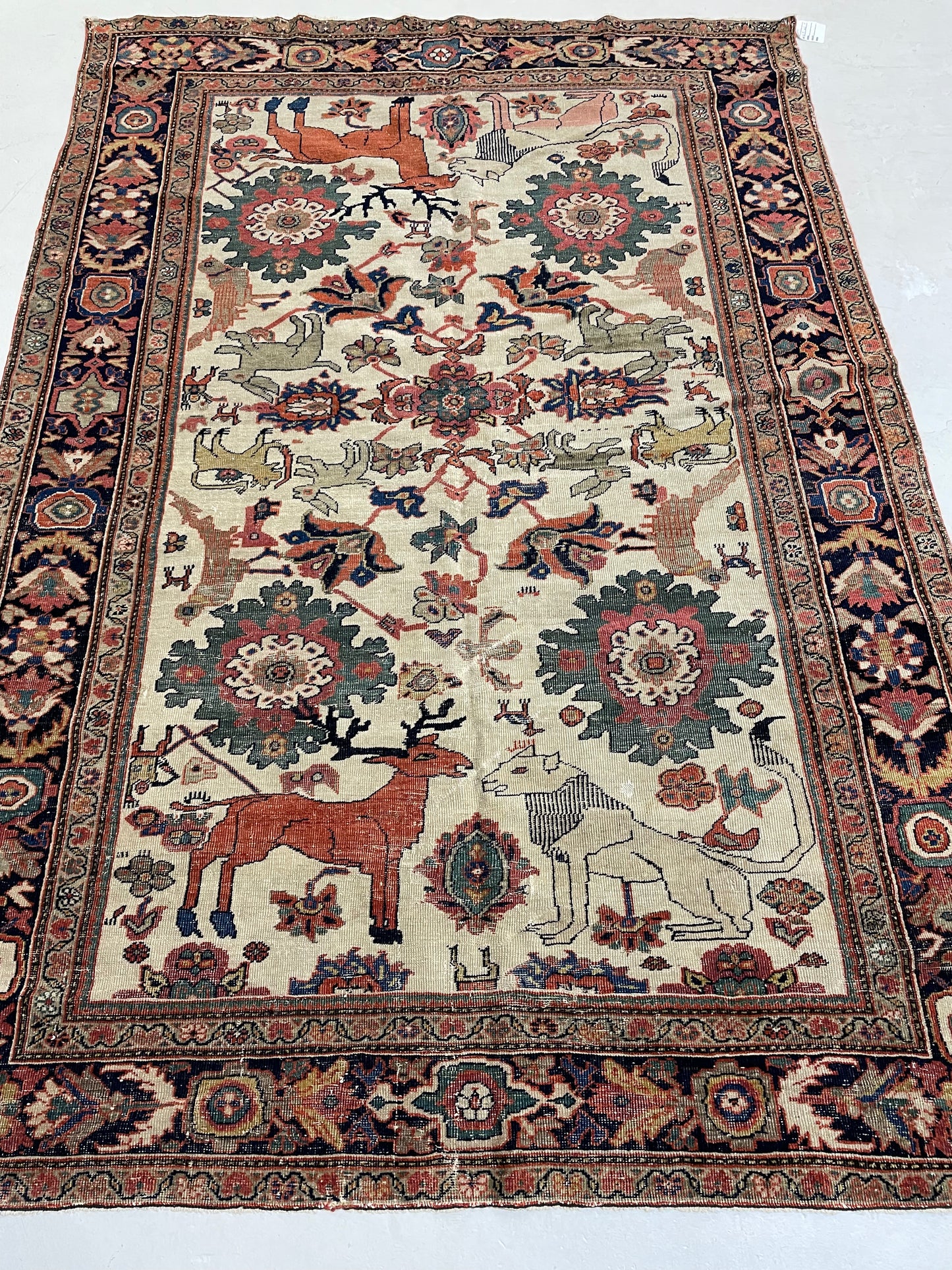 Hand-Knotted Wool Rug Sarogh Farahan 4'5" x 6'5"