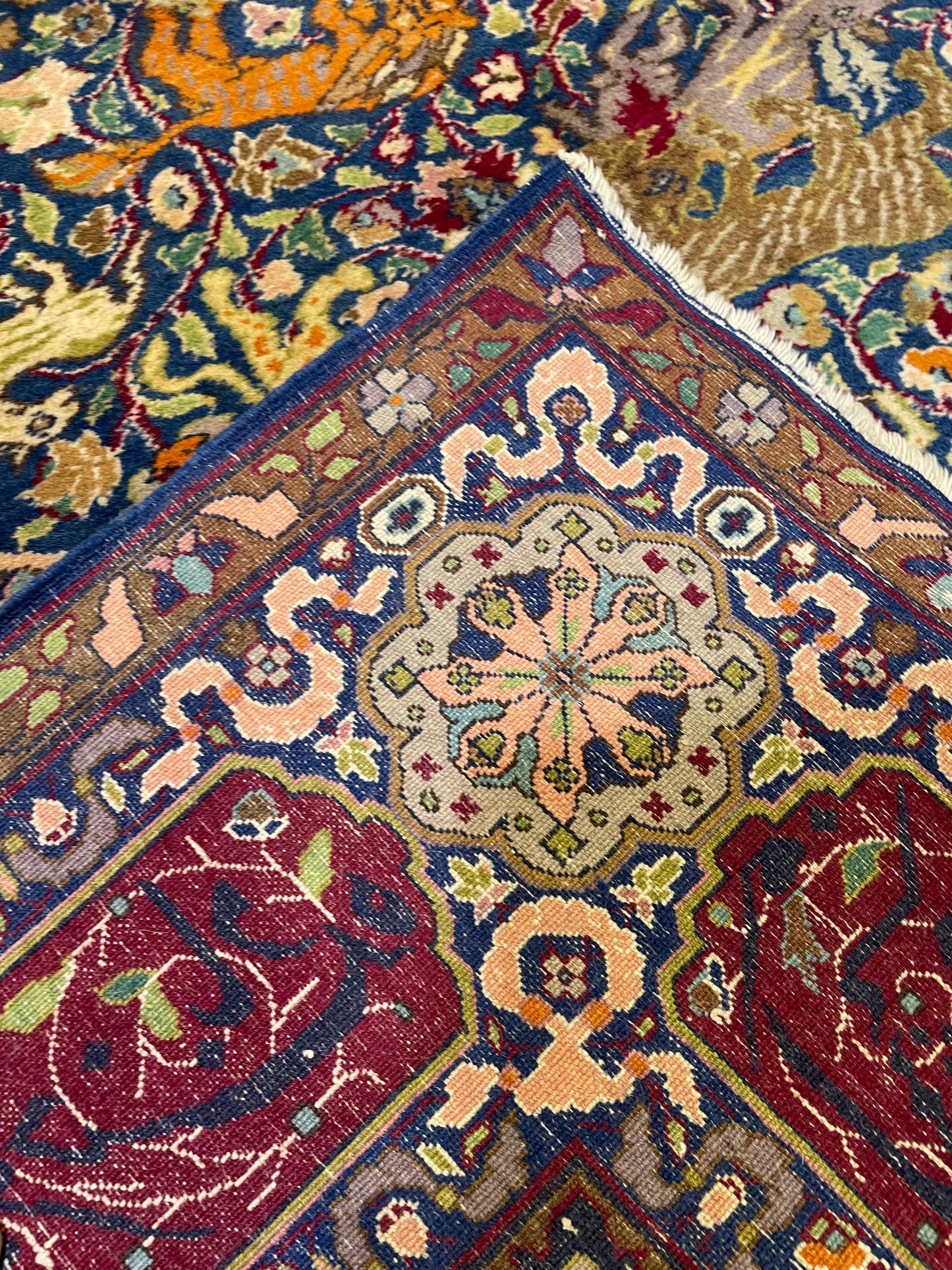 Hand-Knotted Wool Rug Indian Agra 6' x 7'