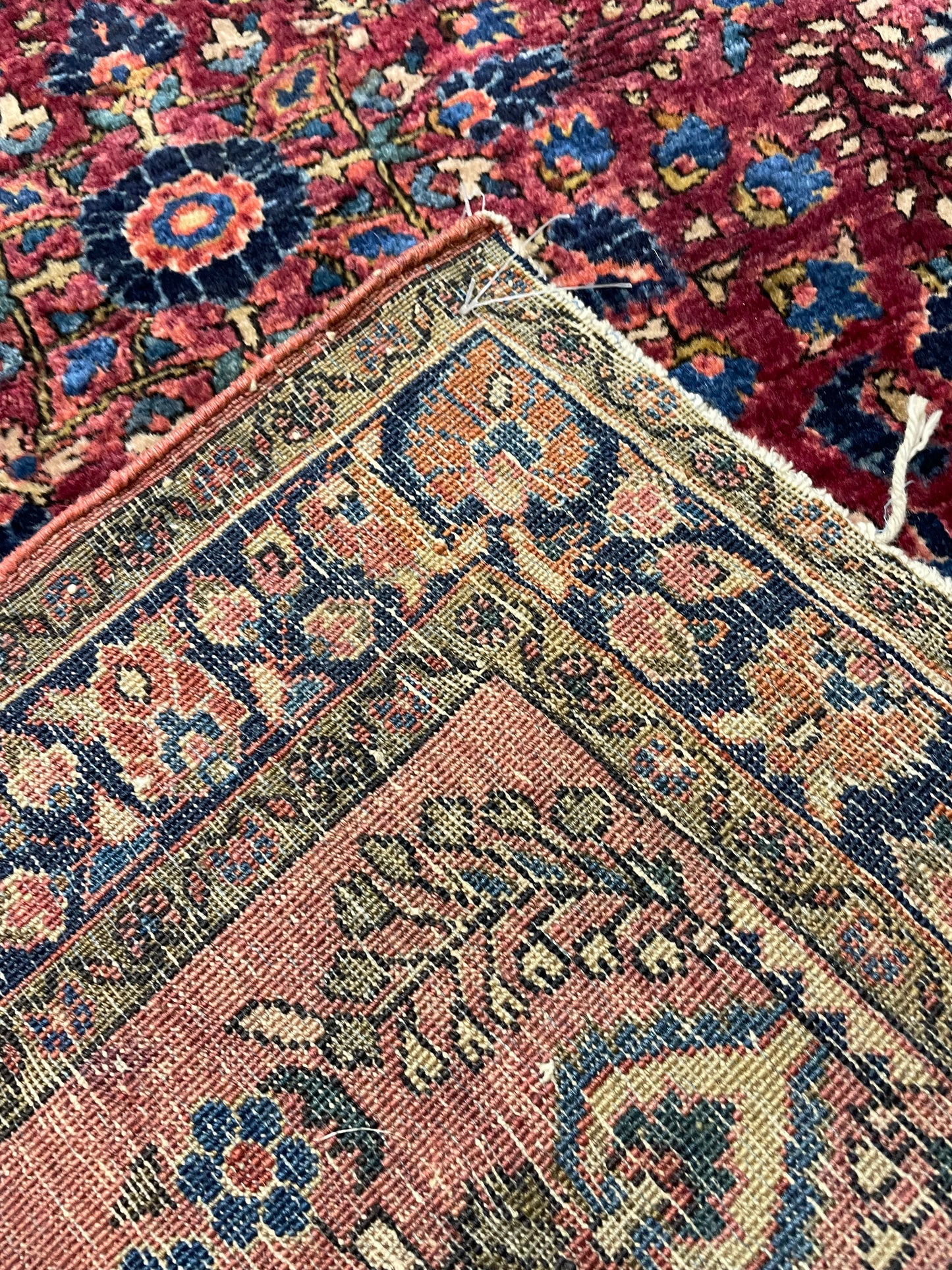 Hand-Knotted Wool Rug Sarouk Mohajeran 2'8" x 4'10"