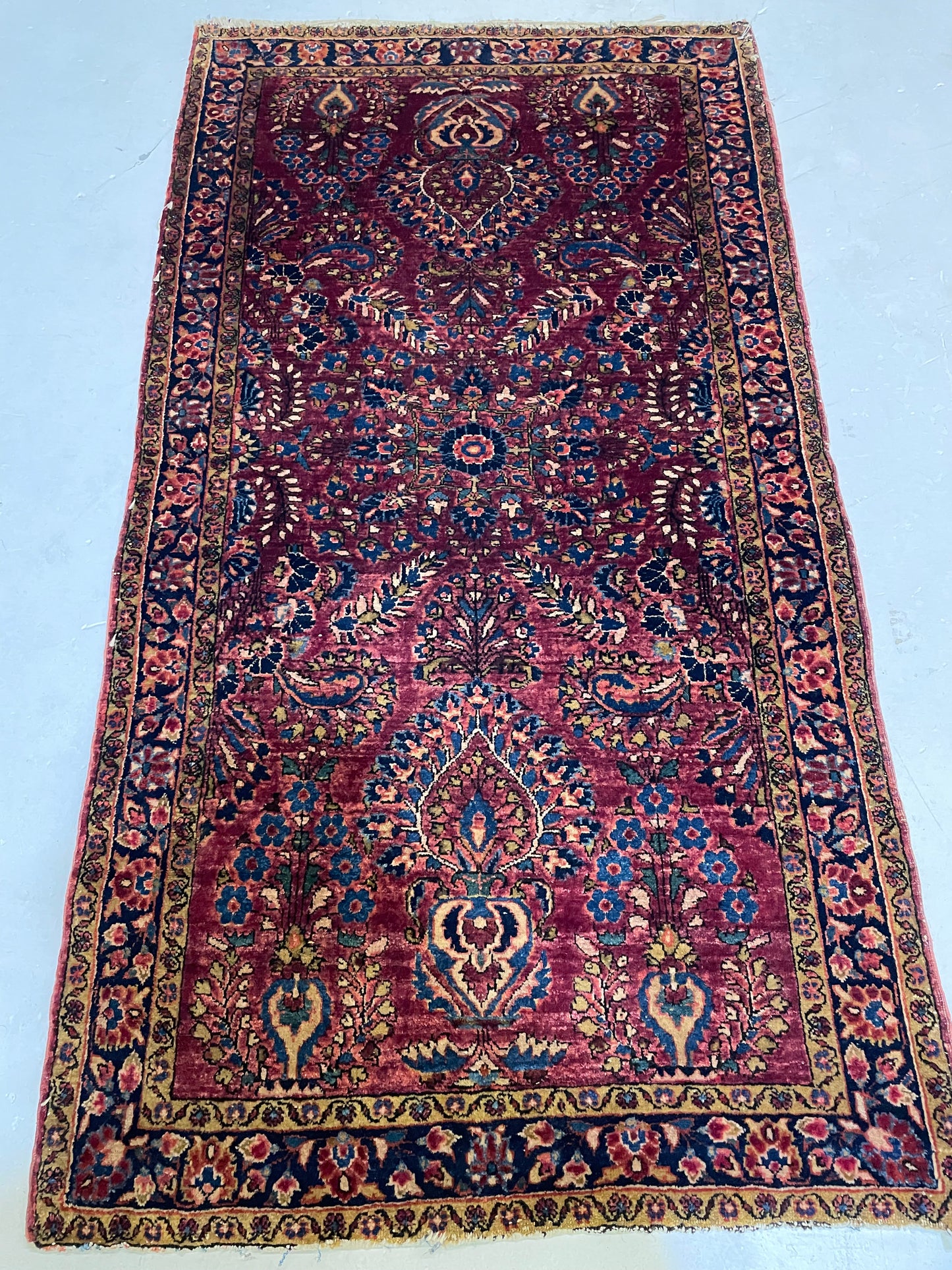 Hand-Knotted Wool Rug Sarouk Mohajeran 2'8" x 4'10"