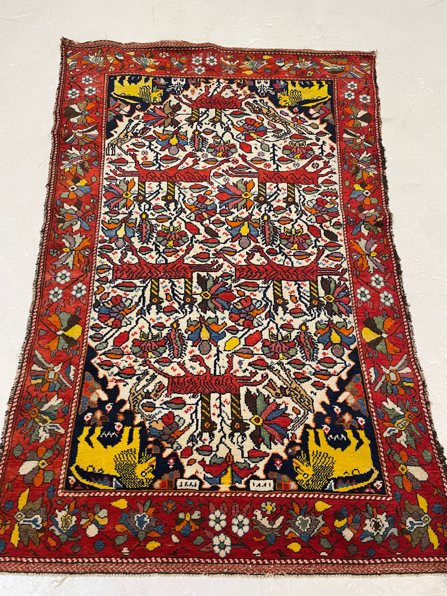 Hand-Knotted Wool Rug Mishan Malayer 3'1" x 4'5"