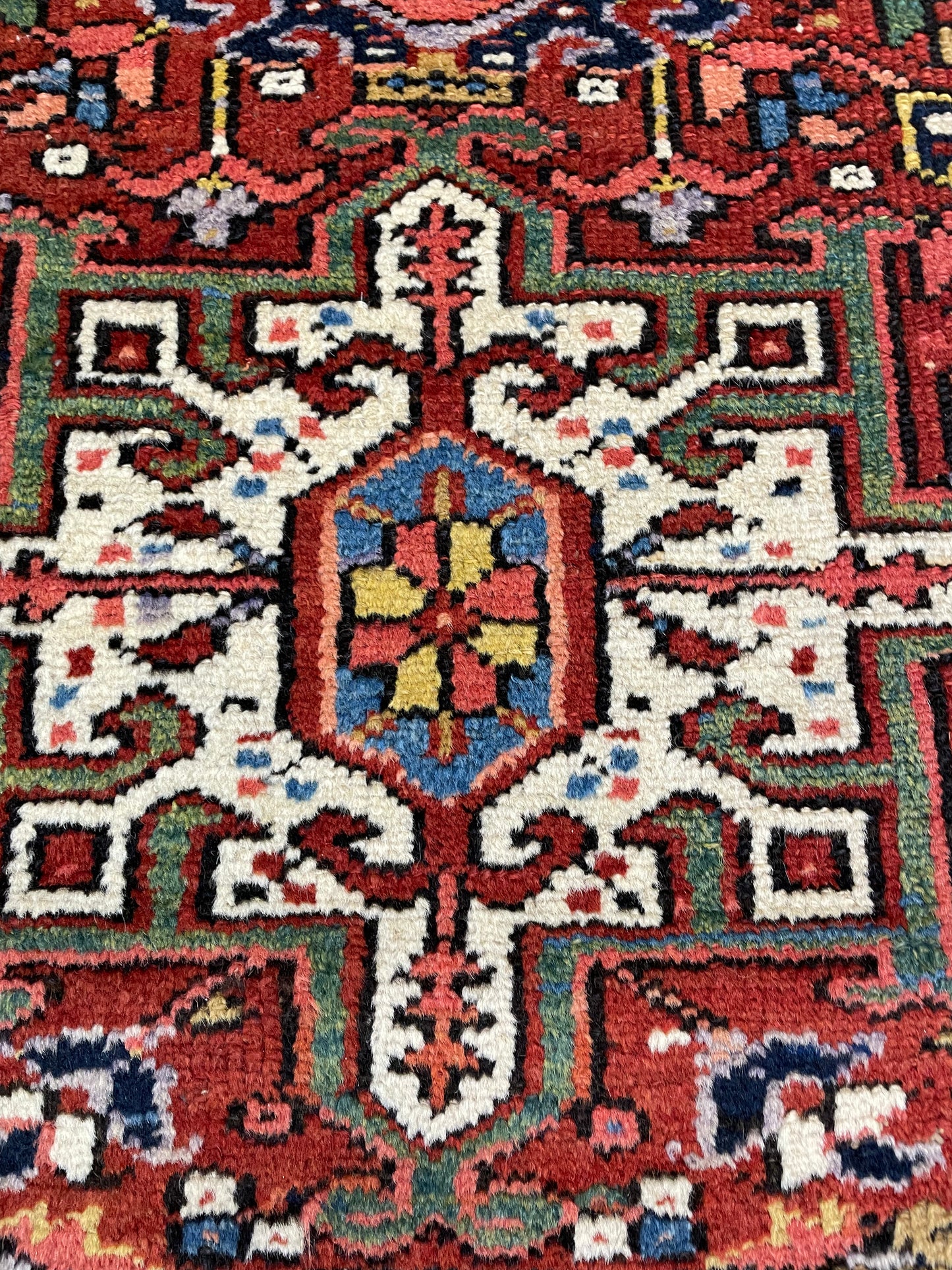 Hand-Knotted Wool Rug Heriz Karajeh 3'2" x 4'5"
