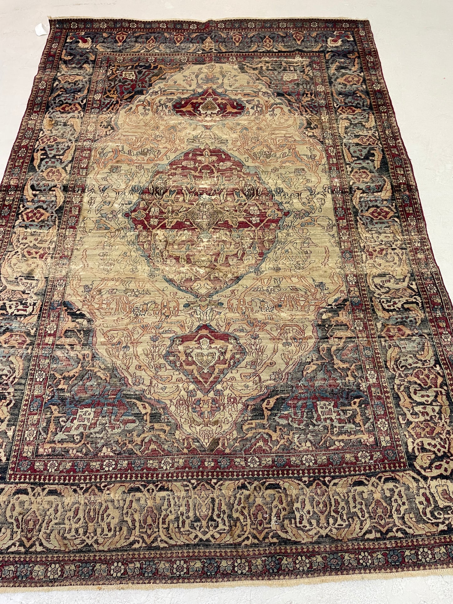Hand-Knotted Wool Rug Tehran 4'5" x 6'7"