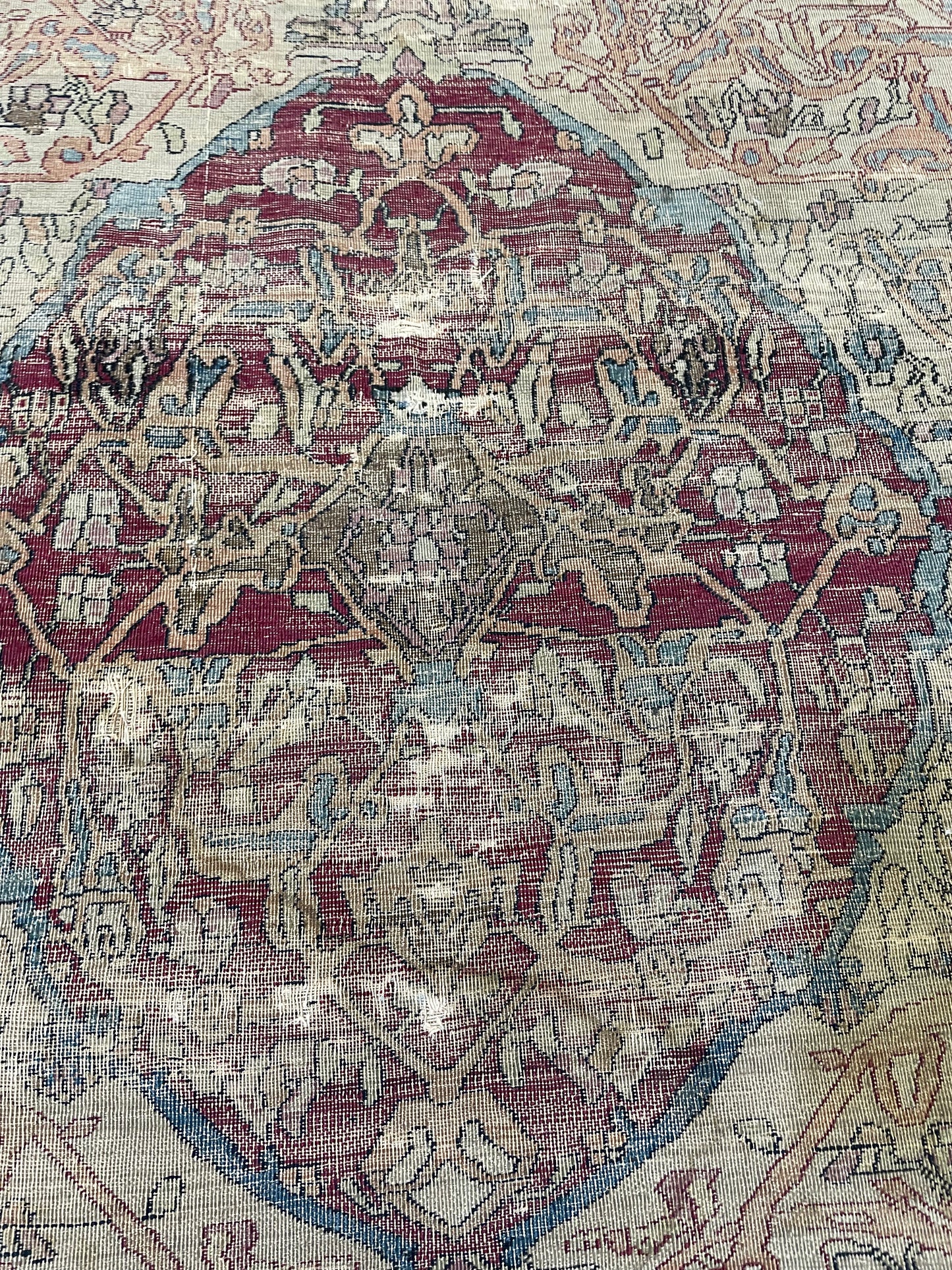 Hand-Knotted Wool Rug Tehran 4'5" x 6'7"