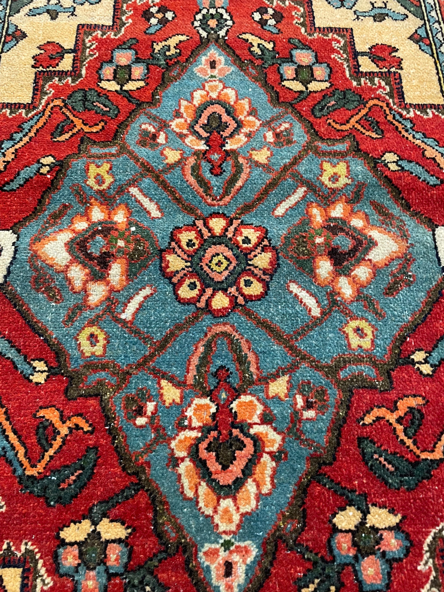 Hand-Knotted Wool Rug Bijar 3'9" x 4'