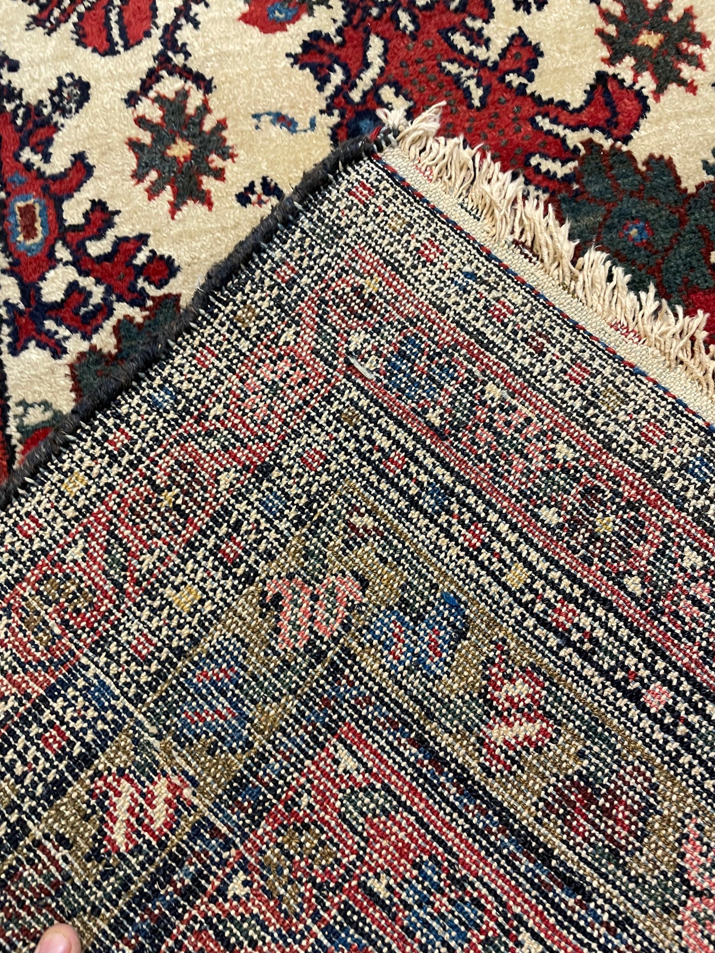 Hand-Knotted Wool Rug Farahan 3'3" x 4'6"
