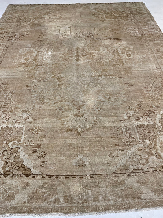 Hand-Knotted Wool Rug Turkish Oushak 7'7" x 9'11"