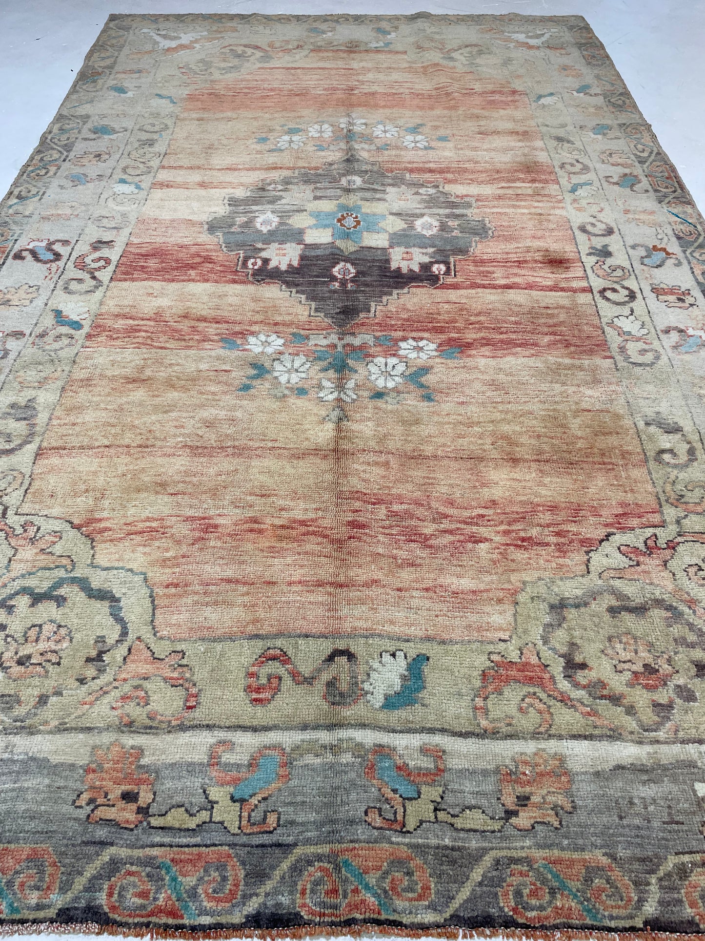 Hand-Knotted Wool Rug Turkish Oushak 5'11" x 9'10"