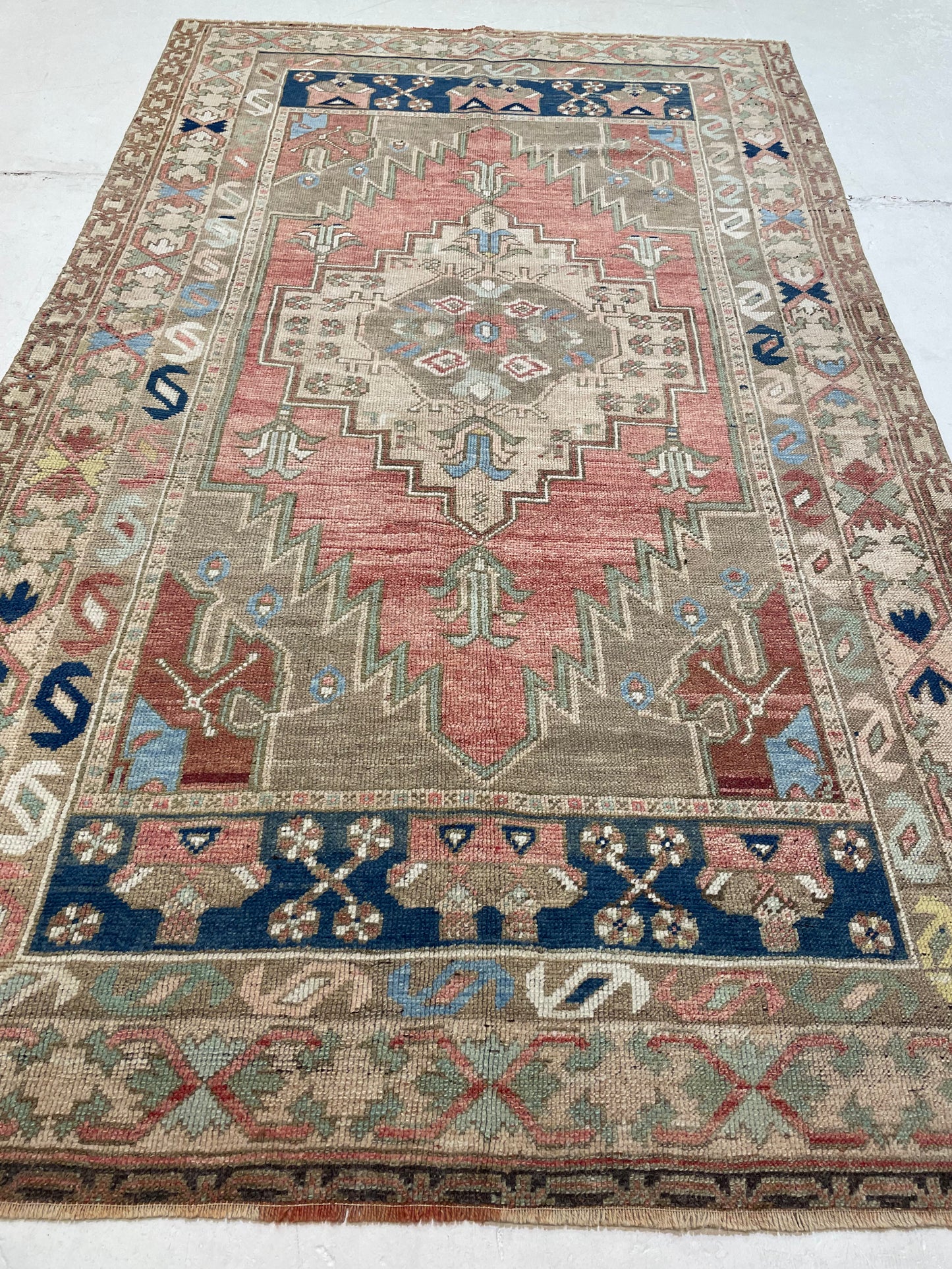 Hand-Knotted Wool Rug Turkish Oushak 4'10" x 8'2"