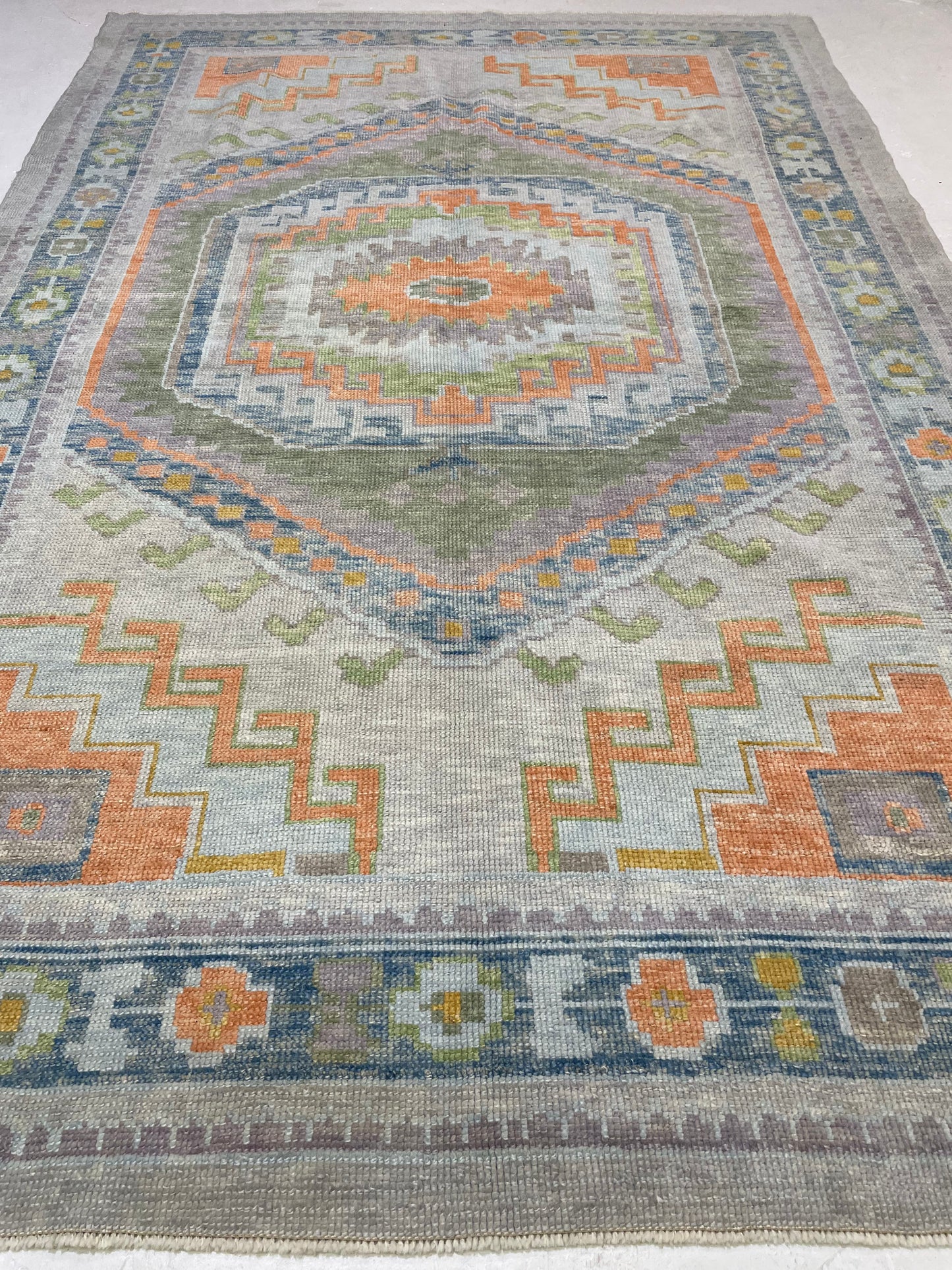 Hand-Knotted Wool Rug Turkish Oushak 5'11" x 8'11"