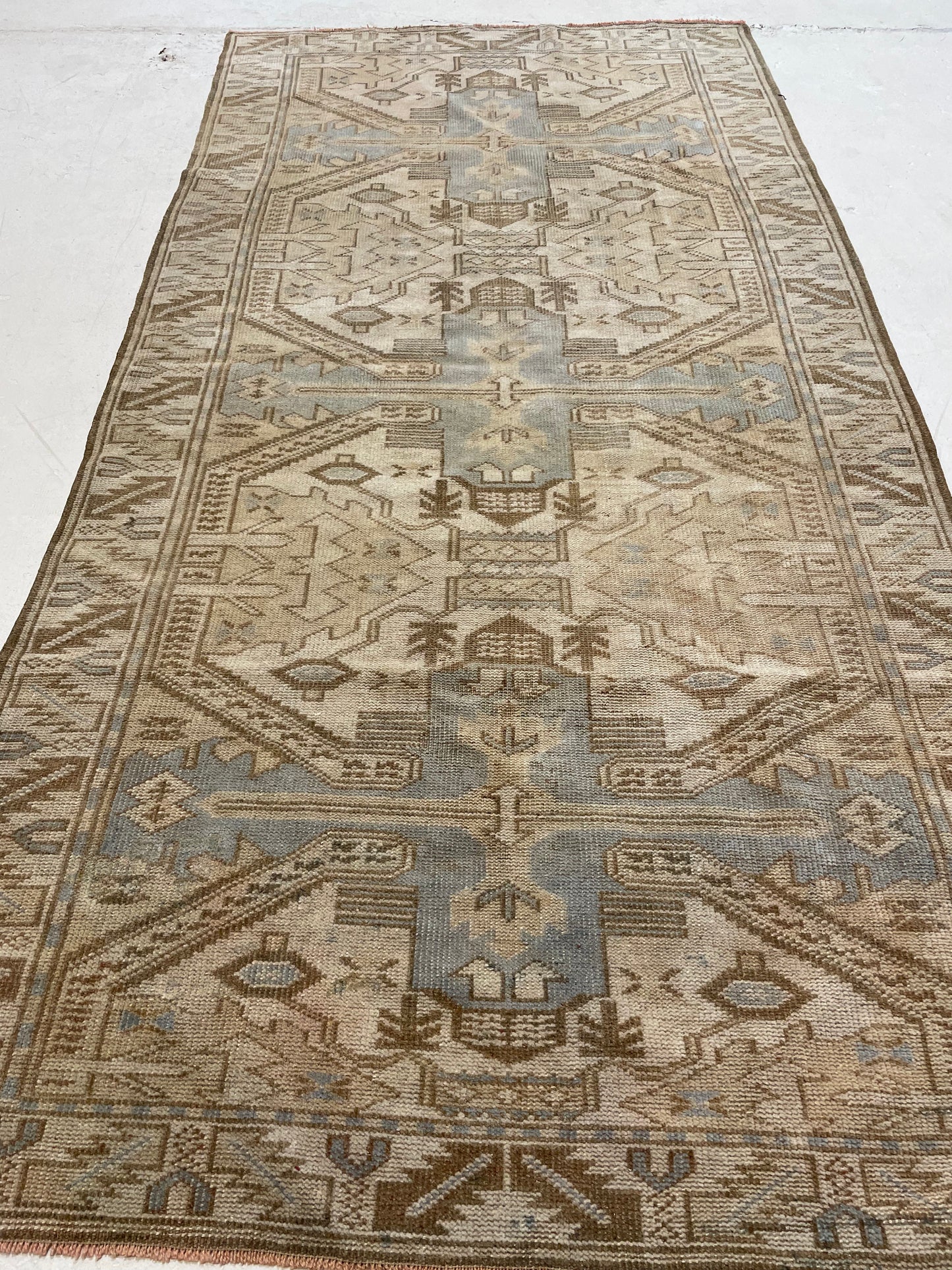 Hand-Knotted Wool Rug Turkish Oushak 3'6" x 6'11"