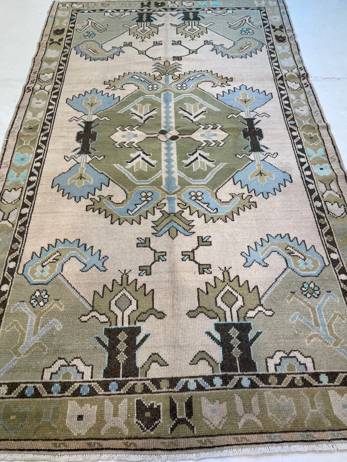 Hand-Knotted Wool Rug Turkish Oushak 4'7" x 7'10"