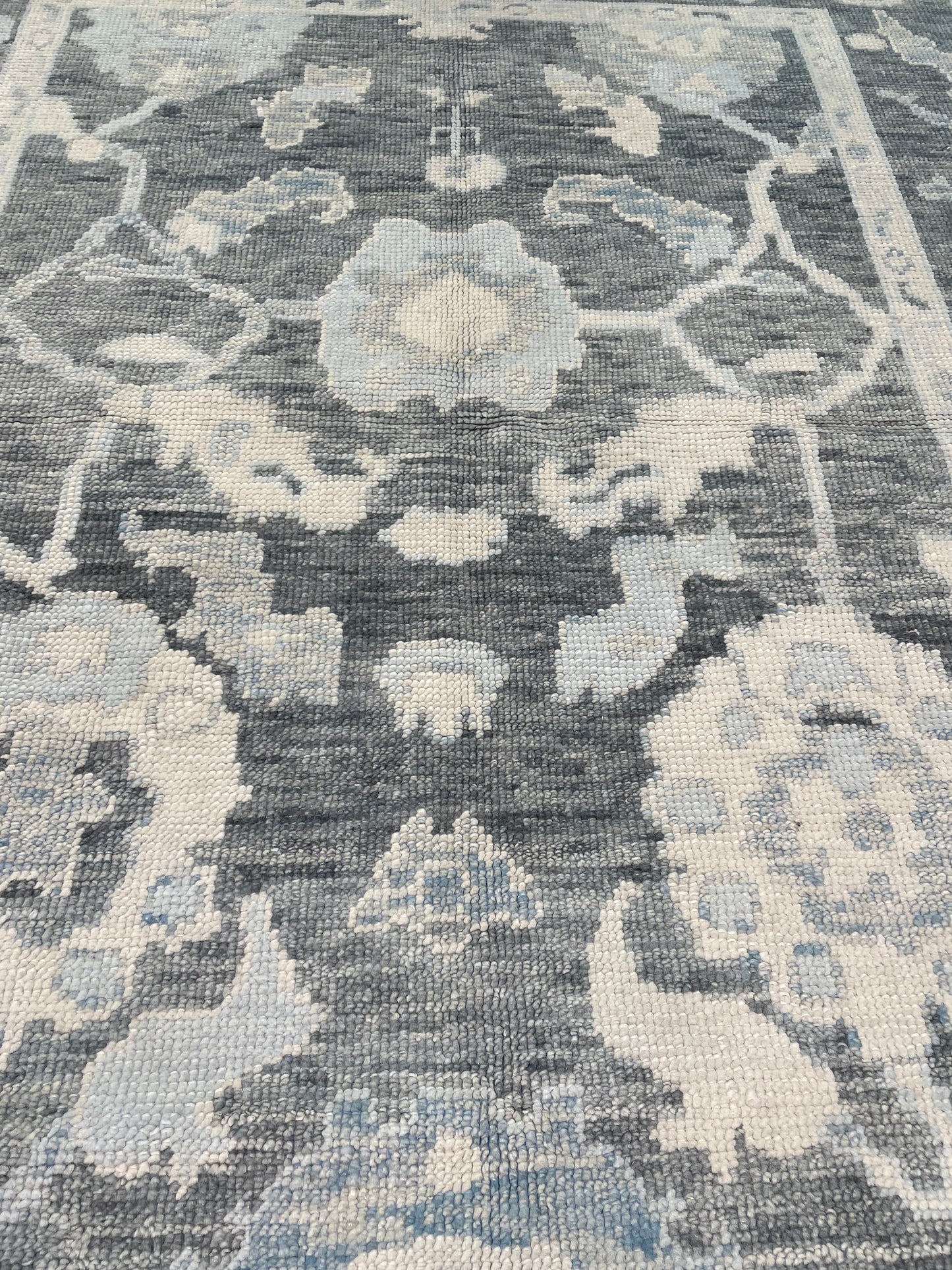 Hand-Knotted Wool Rug Turkish Oushak 5' x 6'6"