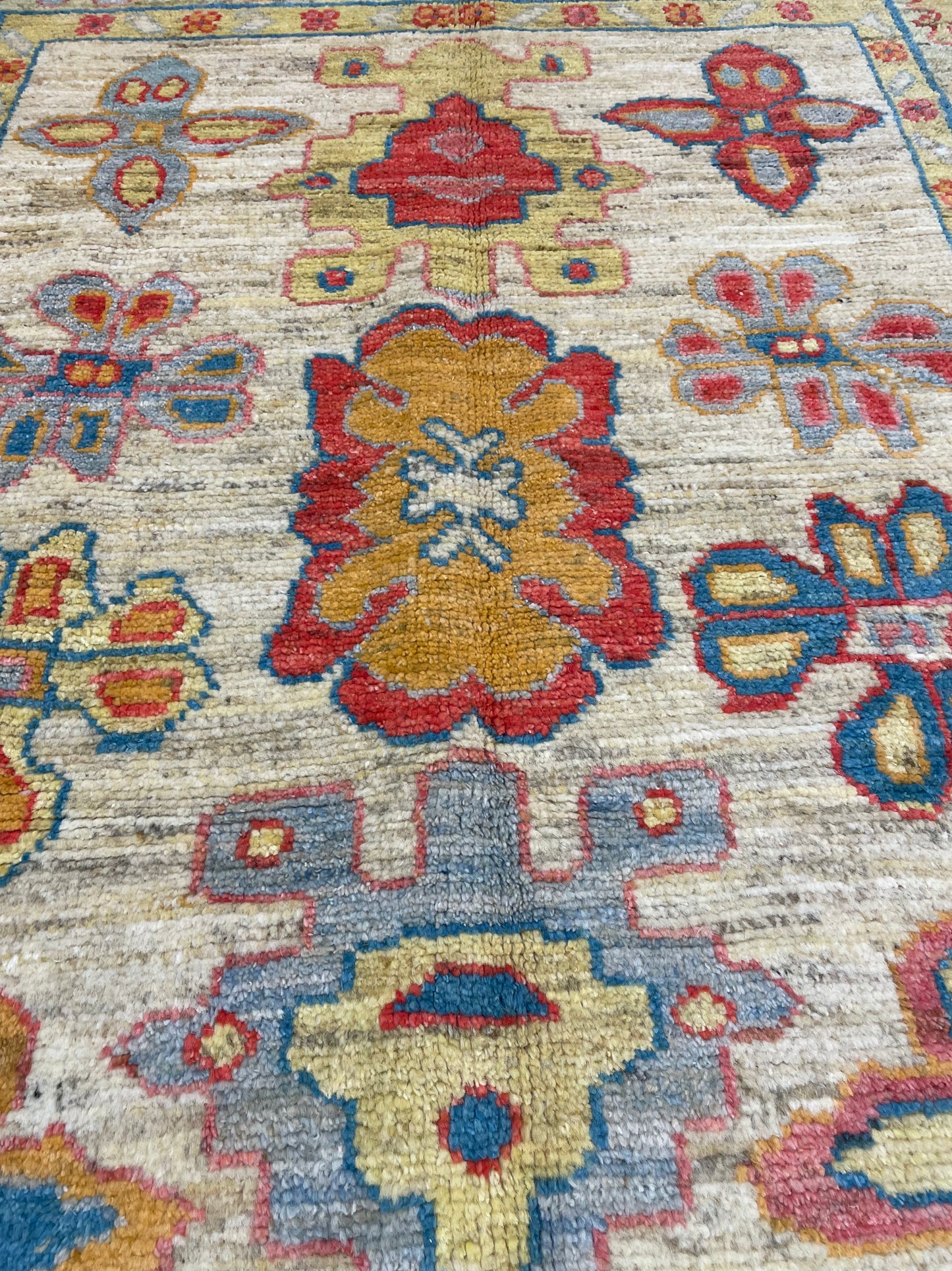 Hand-Knotted Wool Rug Turkish Oushak 5' x 6'
