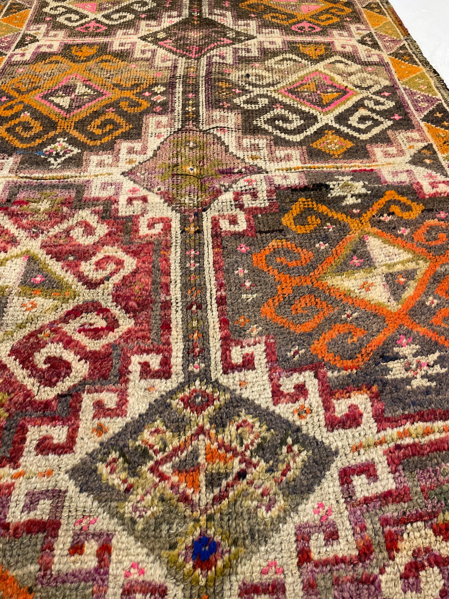 Hand-Knotted Wool Rug Turkish Oushak 3'7" x 7'7"