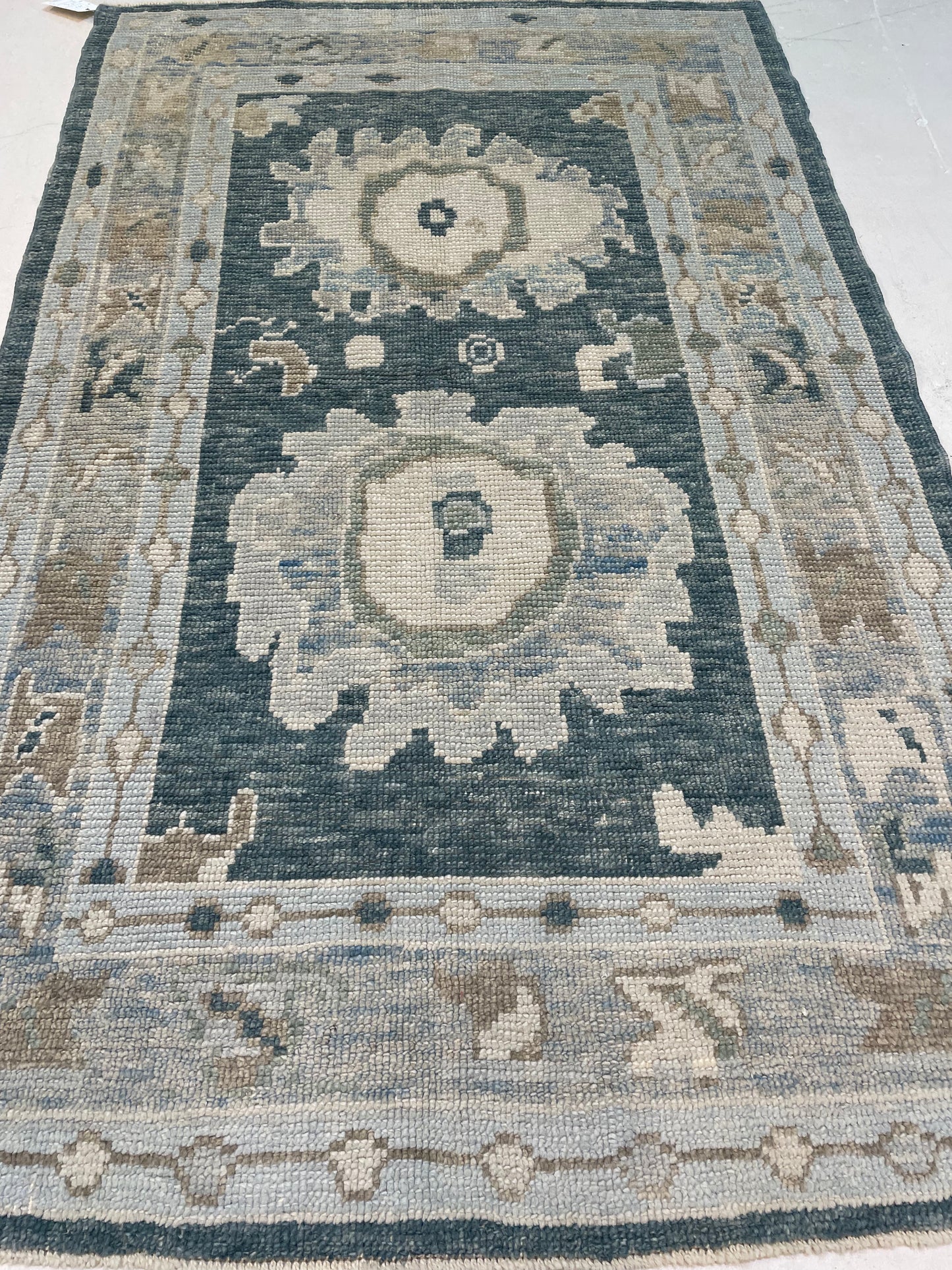 Hand-Knotted Wool Rug Turkish Oushak 3'9" x 6'