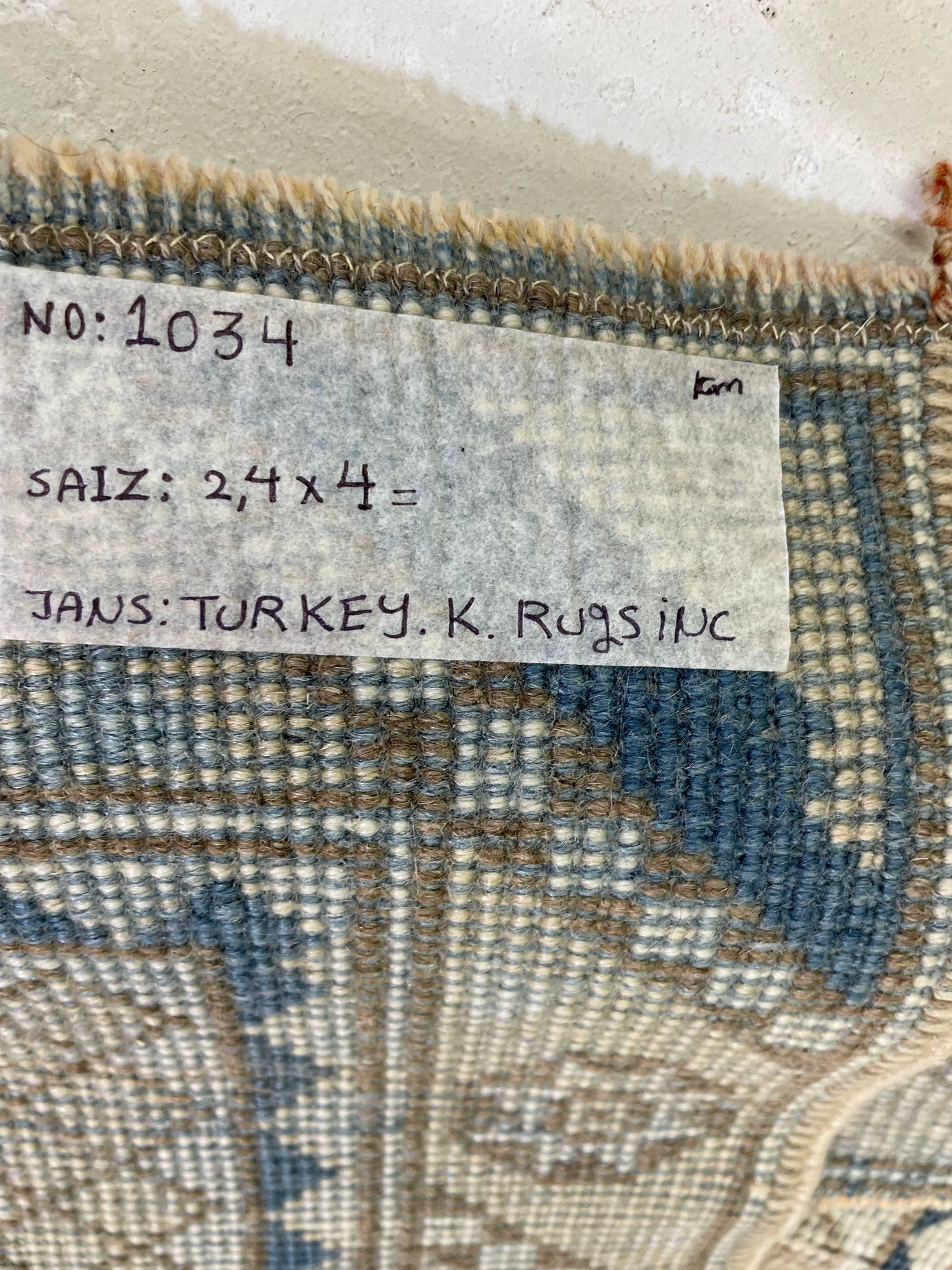 Hand-Knotted Wool Rug Turkish Oushak 2'4" x 4'