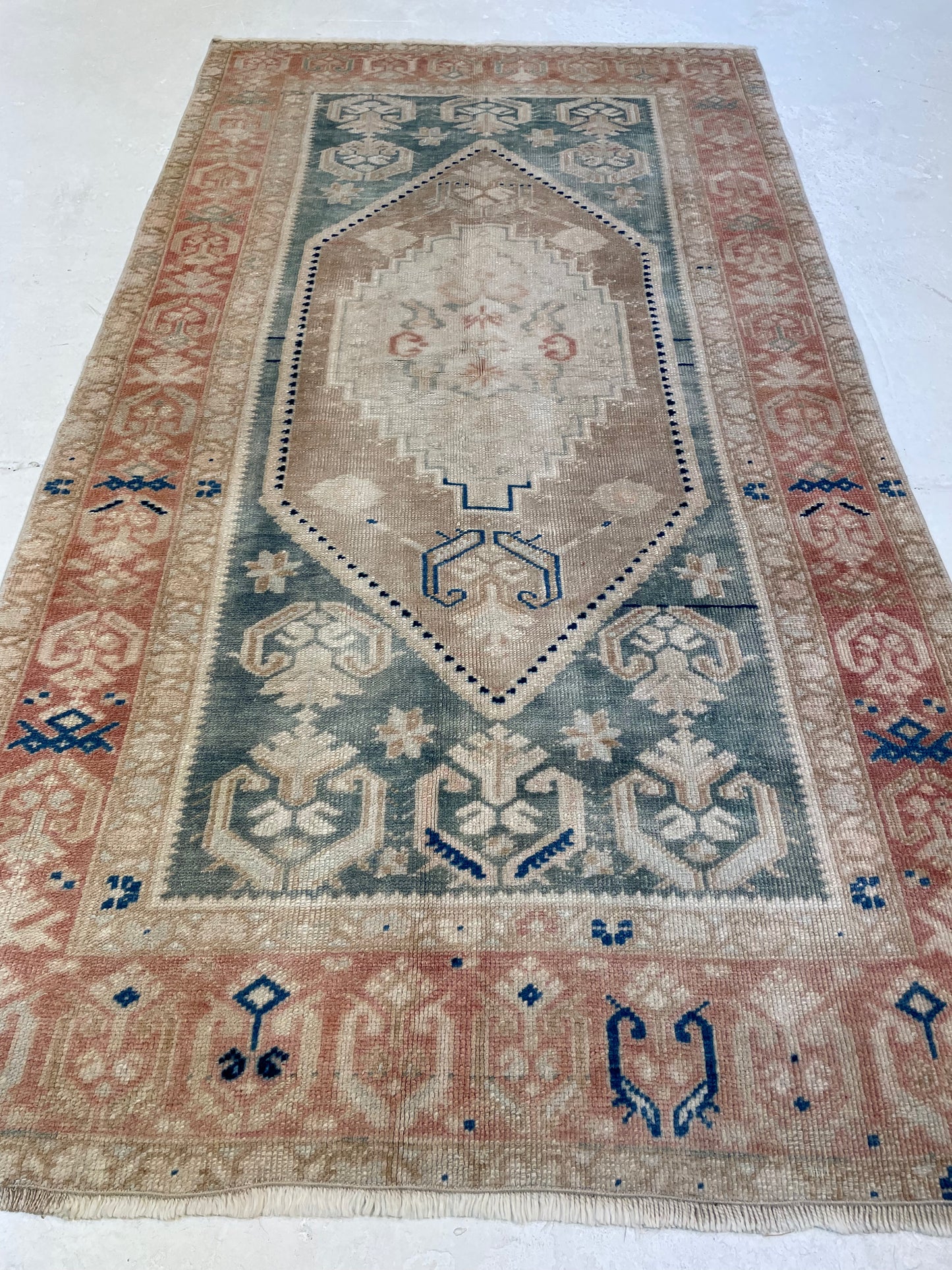 Hand-Knotted Wool Rug Turkish Oushak 3'7" x 5'11"