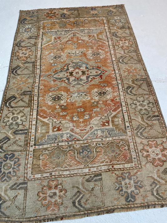 Hand-Knotted Wool Rug Turkish Oushak 2'10" x 5'