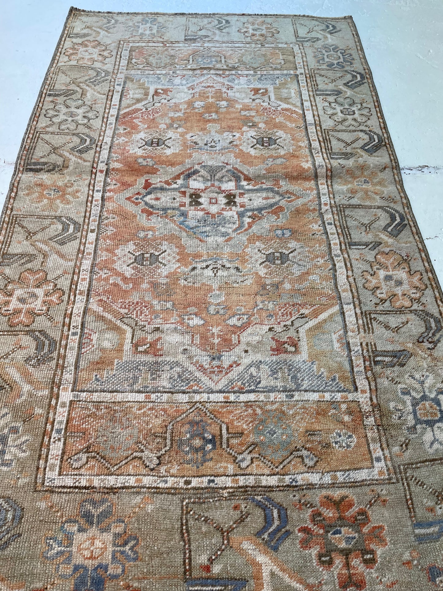 Hand-Knotted Wool Rug Turkish Oushak 2'10" x 5'