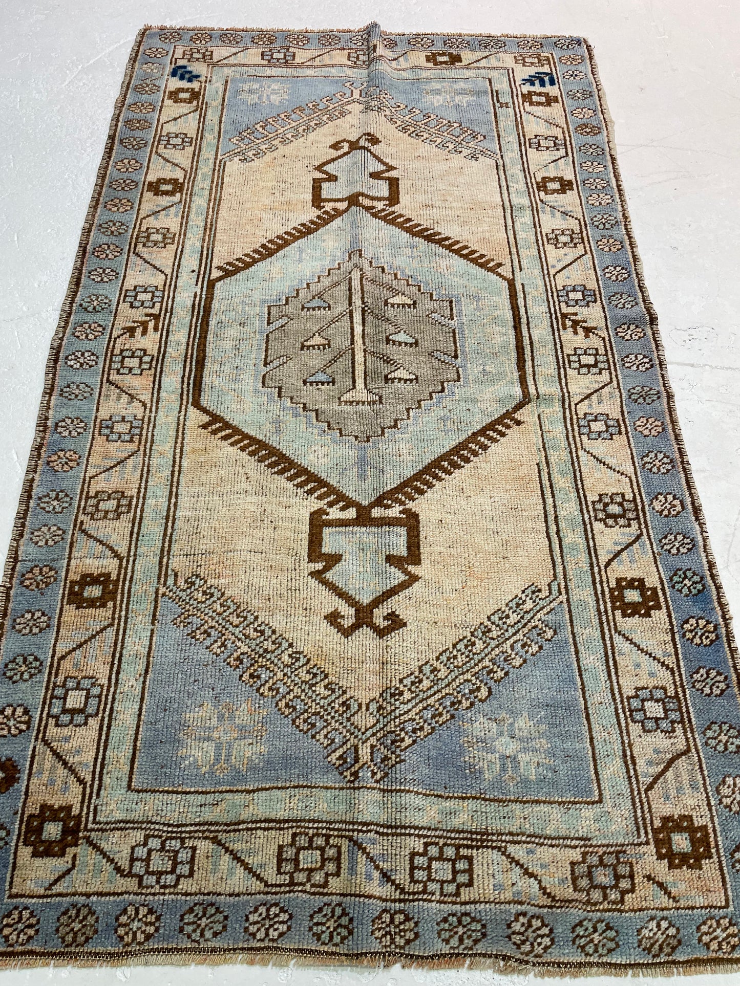 Hand-Knotted Wool Rug Turkish Oushak 3'4" x 5'10"