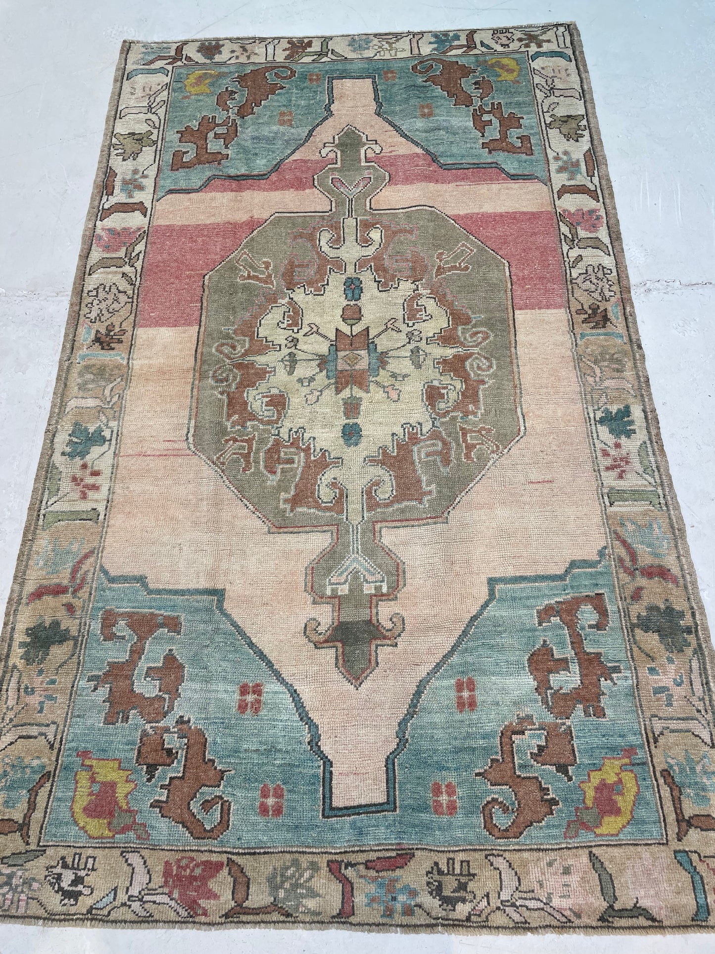 Hand-Knotted Wool Rug Turkish Oushak 3'5" x 6'8"
