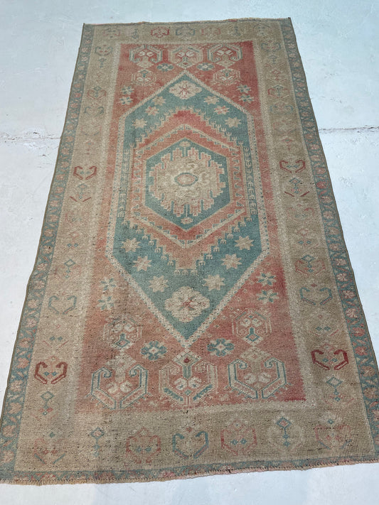 Hand-Knotted Wool Rug Turkish Oushak 2'11" x 5'11"