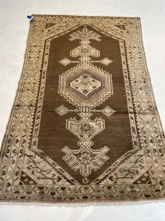 Hand-Knotted Wool Rug Turkish Oushak 3'4" x 5'3"