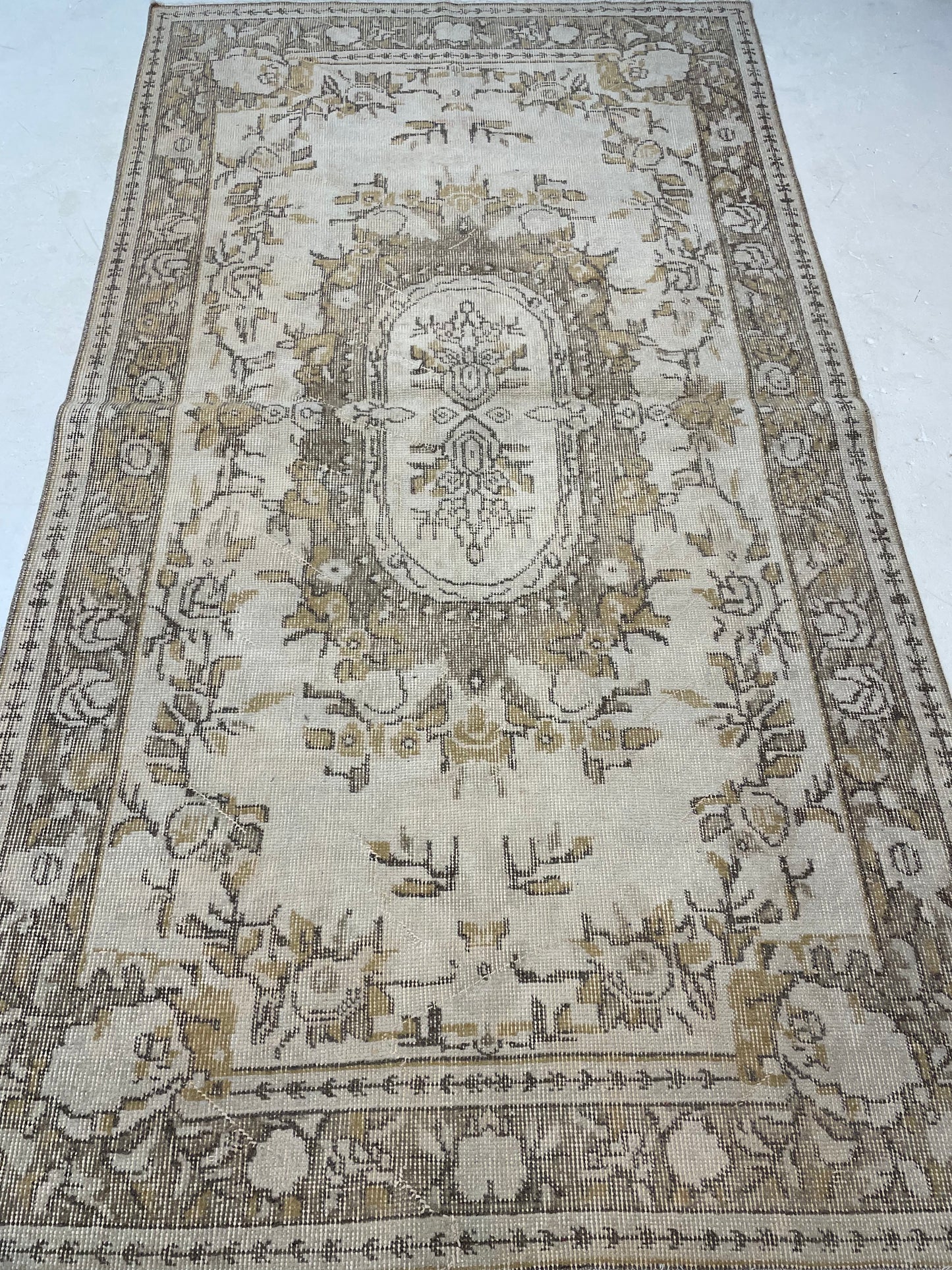 Hand-Knotted Wool Rug Turkish Oushak 3'8" x 6'10"