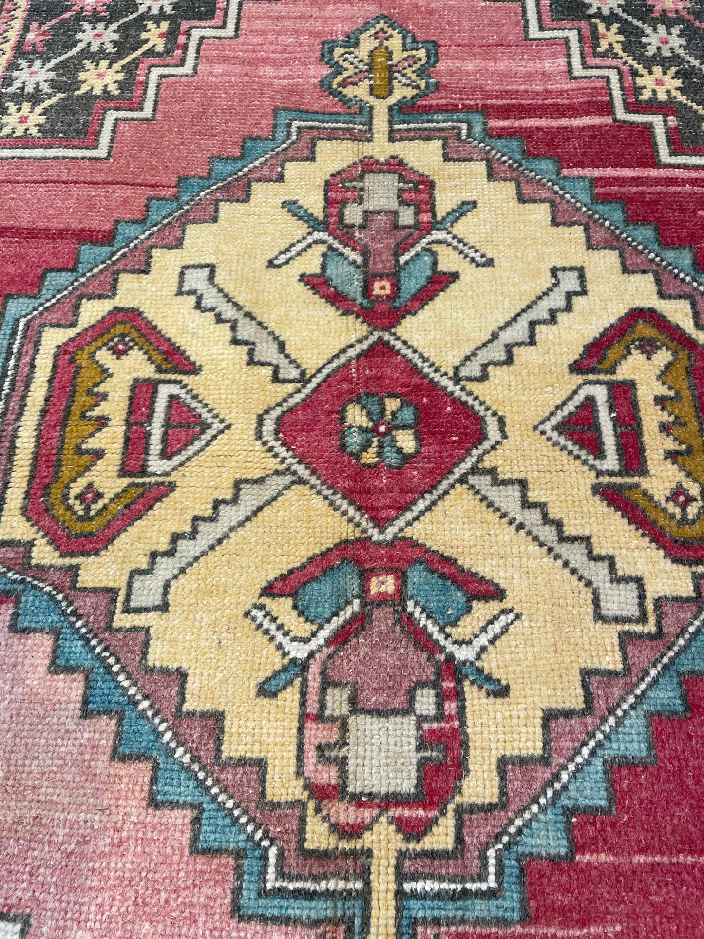 Hand-Knotted Wool Rug Turkish Oushak 3'6" x 5'9"