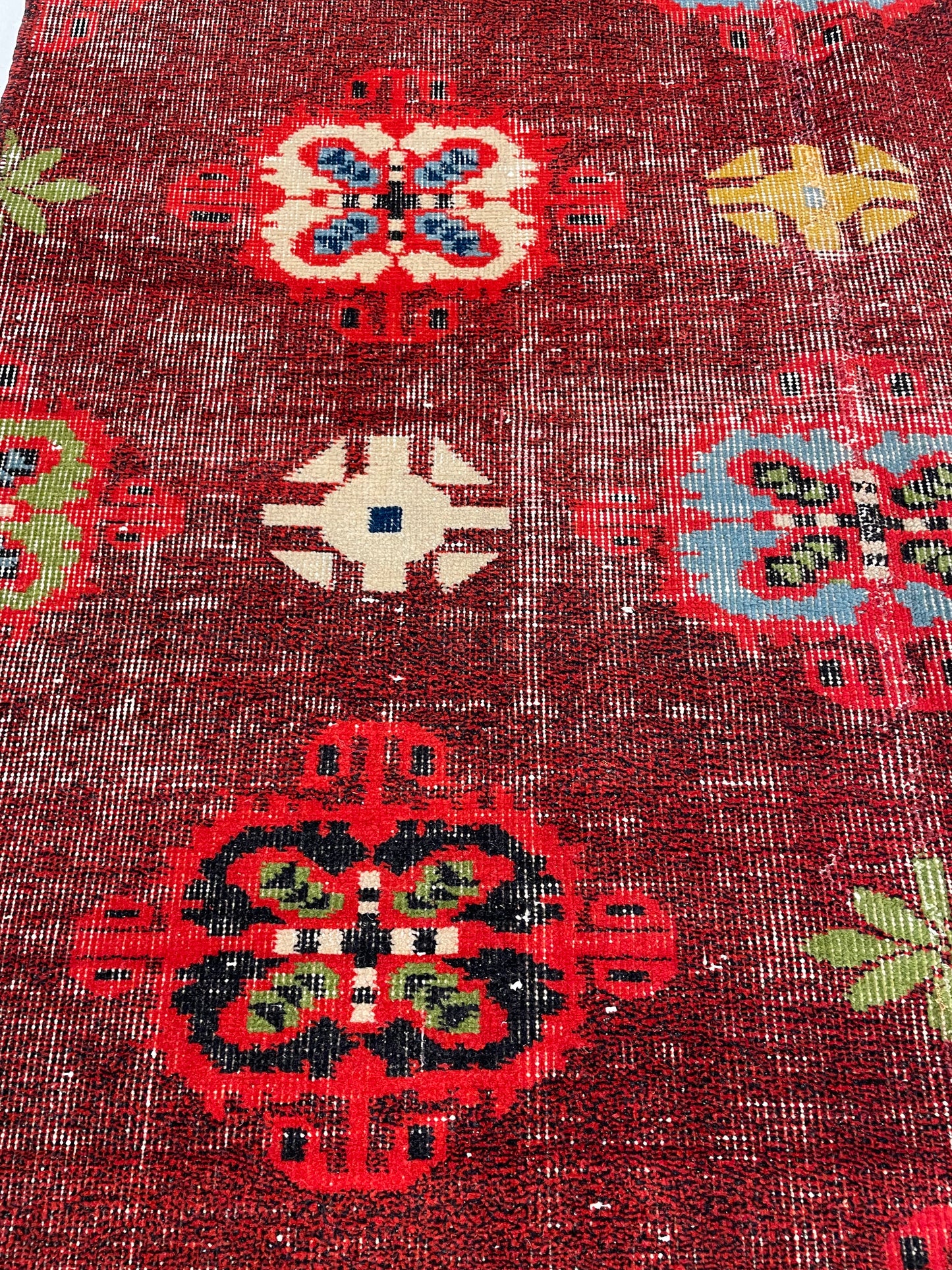 Hand-Knotted Wool Rug Turkish Oushak 4' x 6'4"