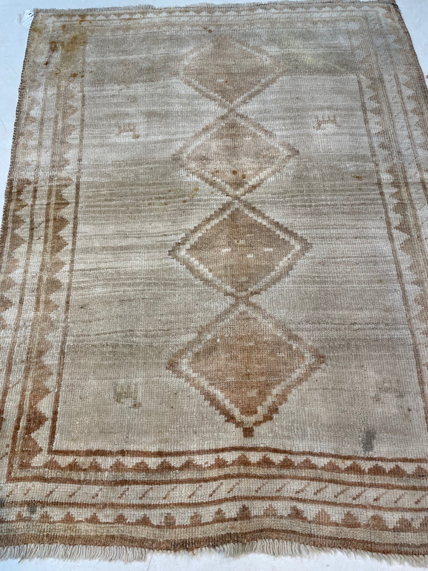 Hand-Knotted Wool Rug Turkish Oushak 3'5" x 4'5"
