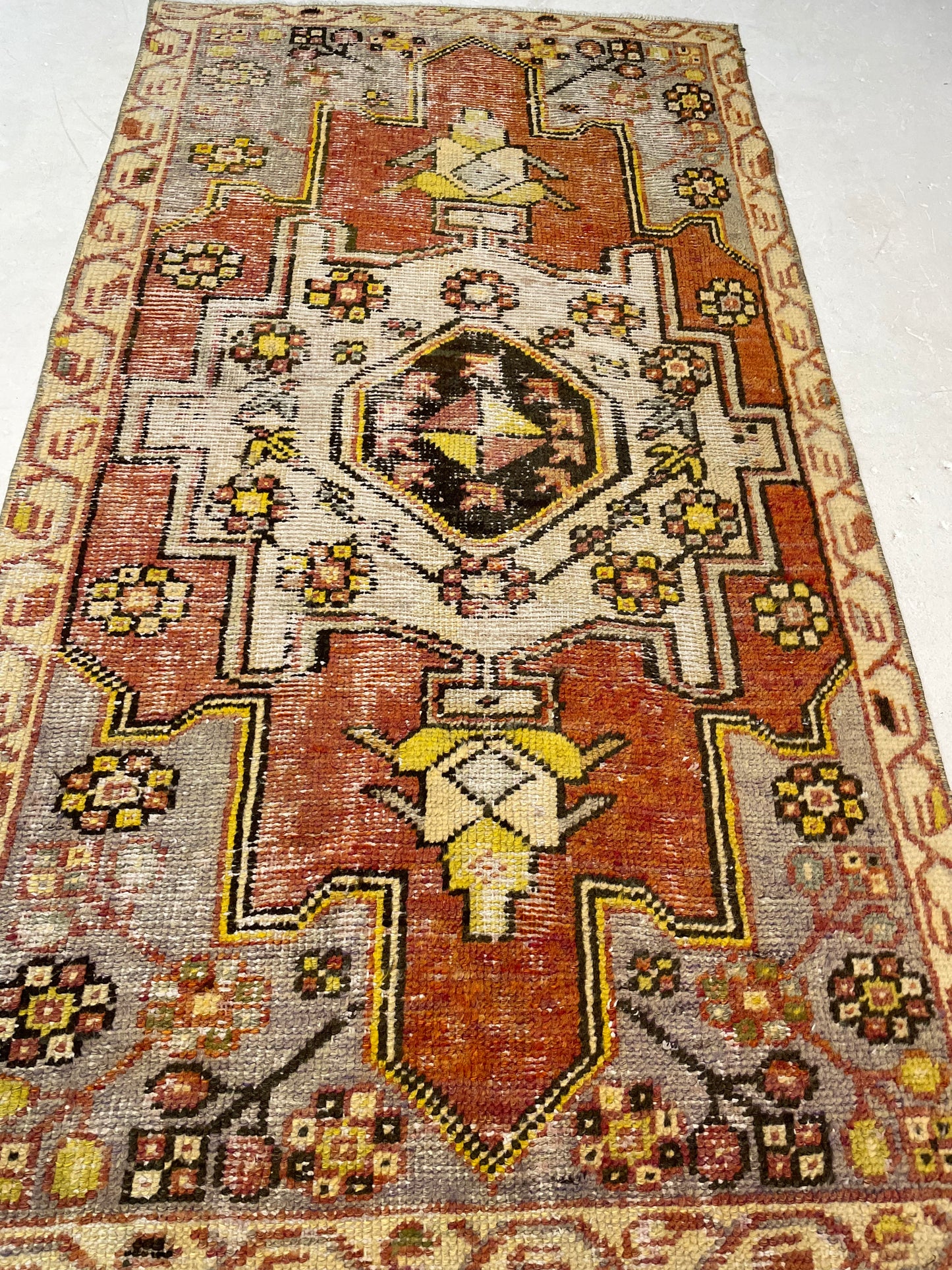 Hand-Knotted Wool Rug Turkish Oushak 2'8" x 4'11"