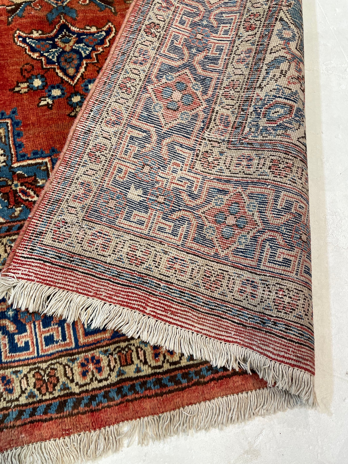 Hand-Knotted Wool Rug Persian Vis 5'5" x 7'6"