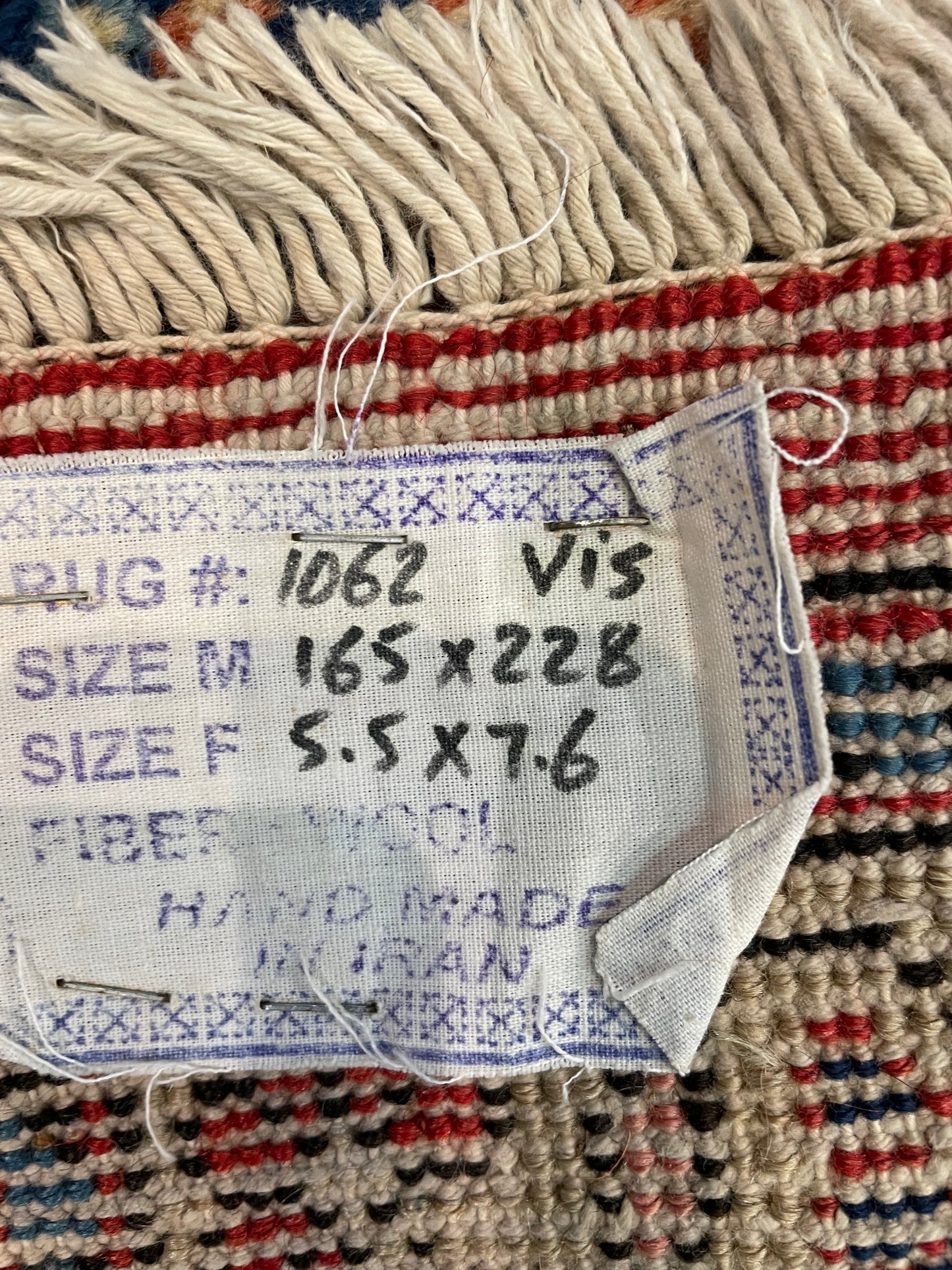 Hand-Knotted Wool Rug Persian Vis 5'5" x 7'6"