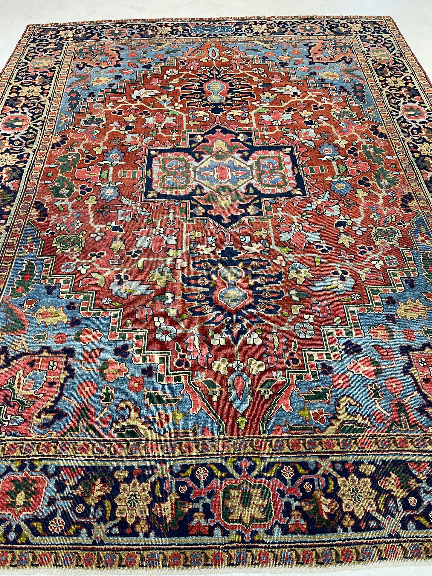 Hand-Knotted Wool Rug Heriz Serapi Signed 7'1" x 9'2"