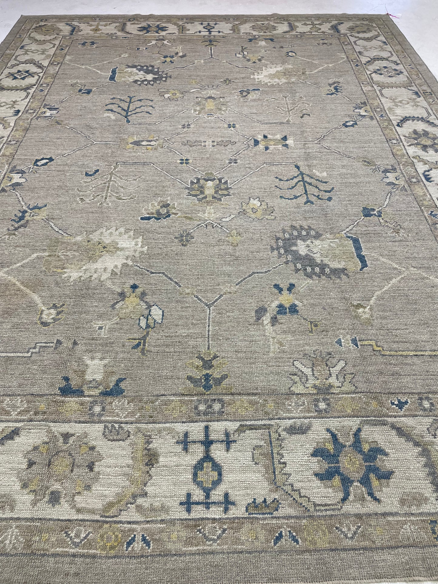 Hand-Knotted Wool Rug Turkish Oushak 9'7" x 12'11"