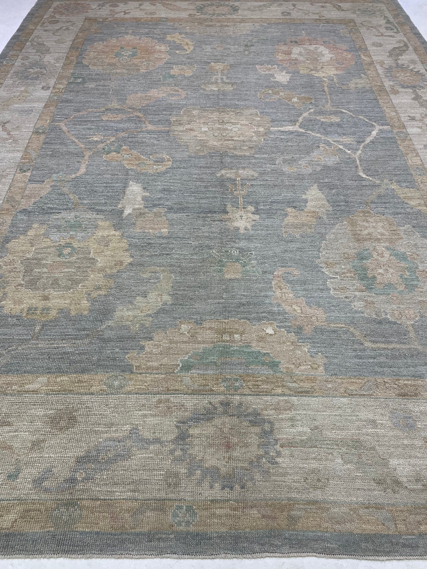 Hand-Knotted Wool Rug Turkish Oushak 9'3" x 12'5"