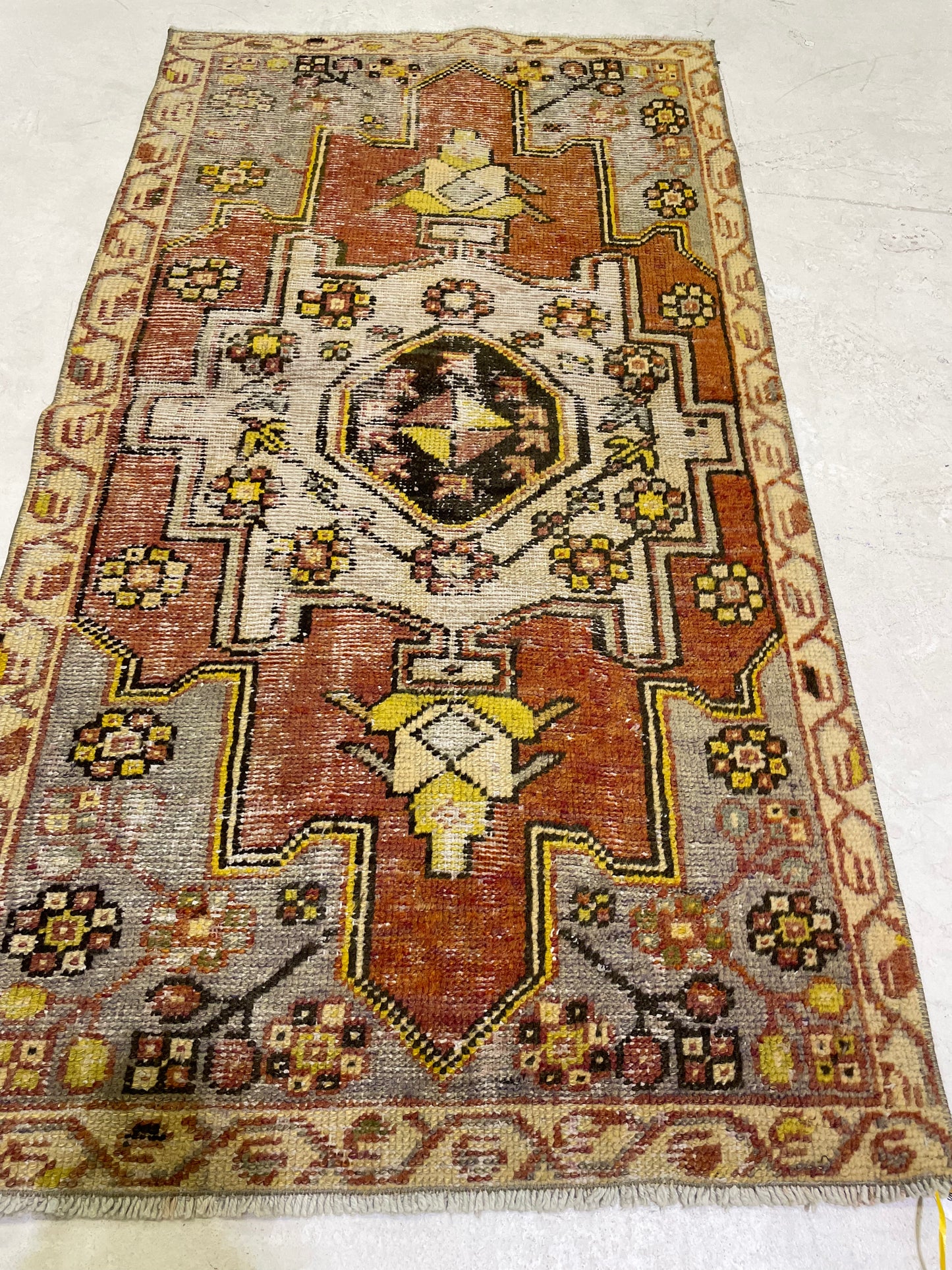 Hand-Knotted Wool Rug Turkish Oushak 2'8" x 4'11"