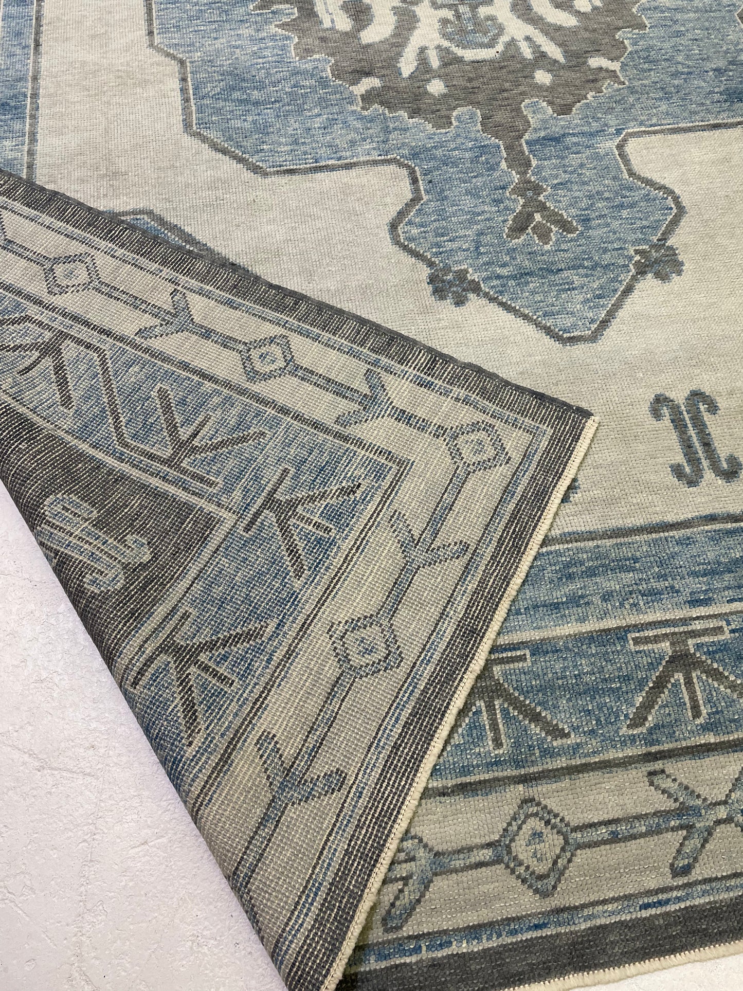 Hand-Knotted Wool Rug Turkish Oushak 9'2" x 12'6"