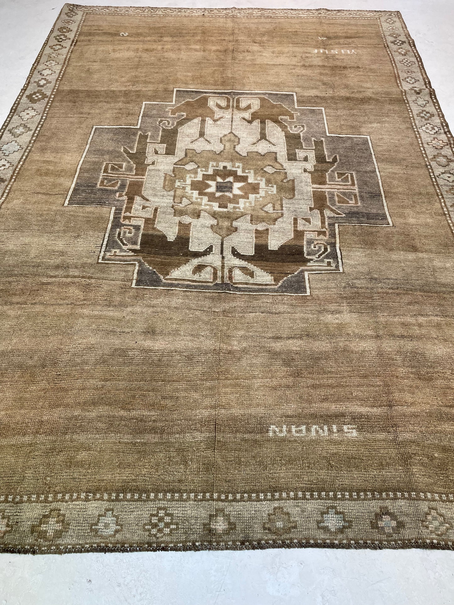 Hand-Knotted Wool Rug Turkish Oushak 6'8" x 9'5"