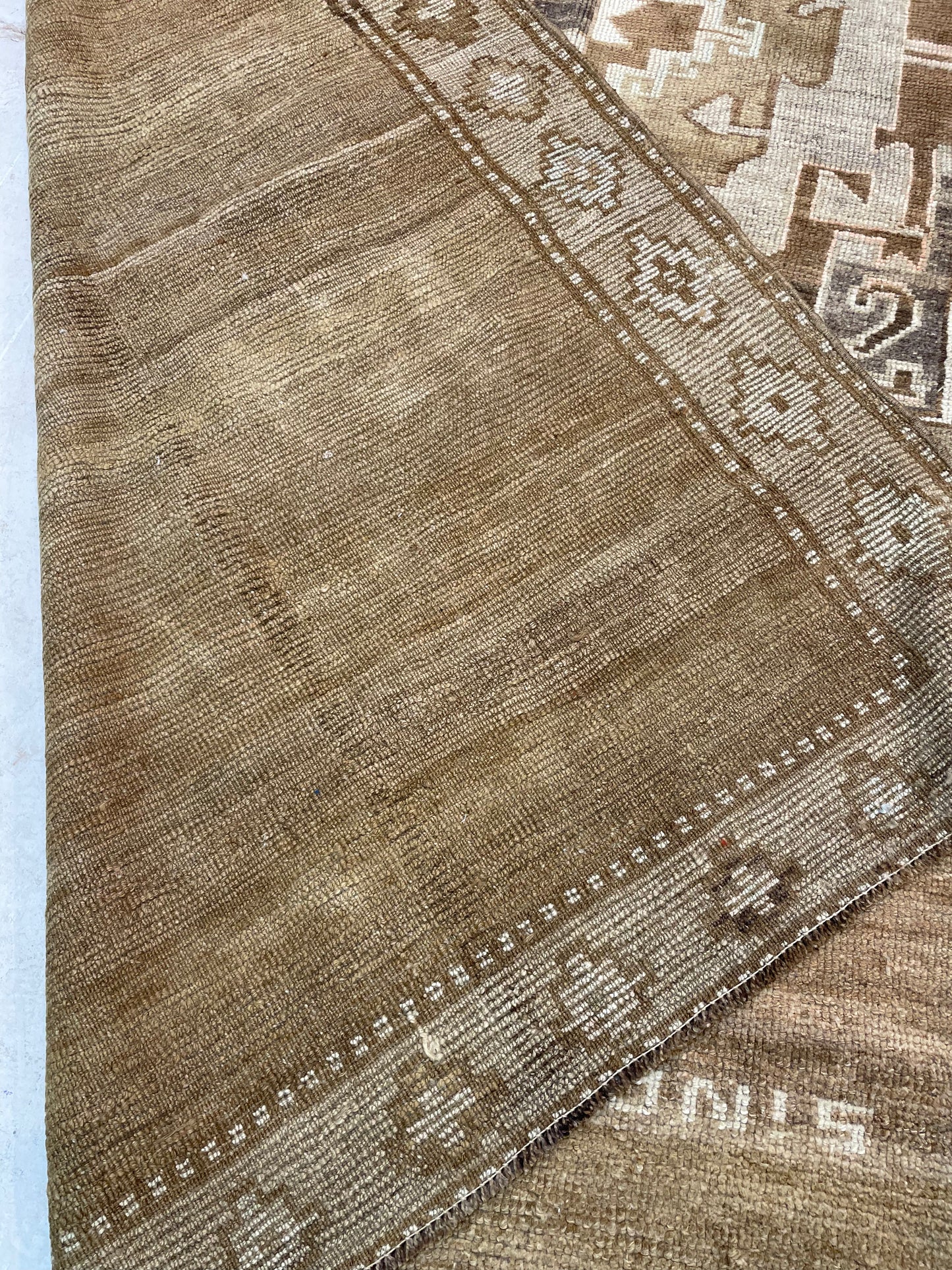 Hand-Knotted Wool Rug Turkish Oushak 6'8" x 9'5"