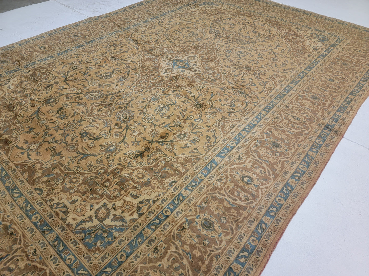 Hand-Knotted Wool Rug Kashan 10' x 14'