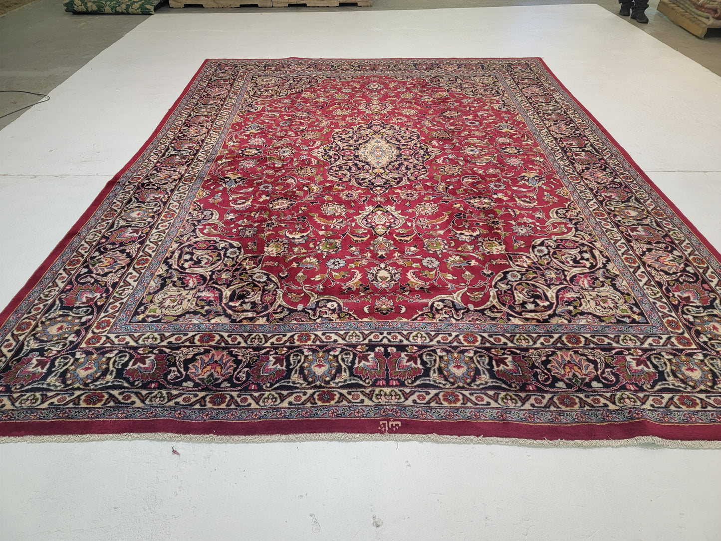 Hand-Knotted Wool Rug Kashan Medallion 10' x 13'