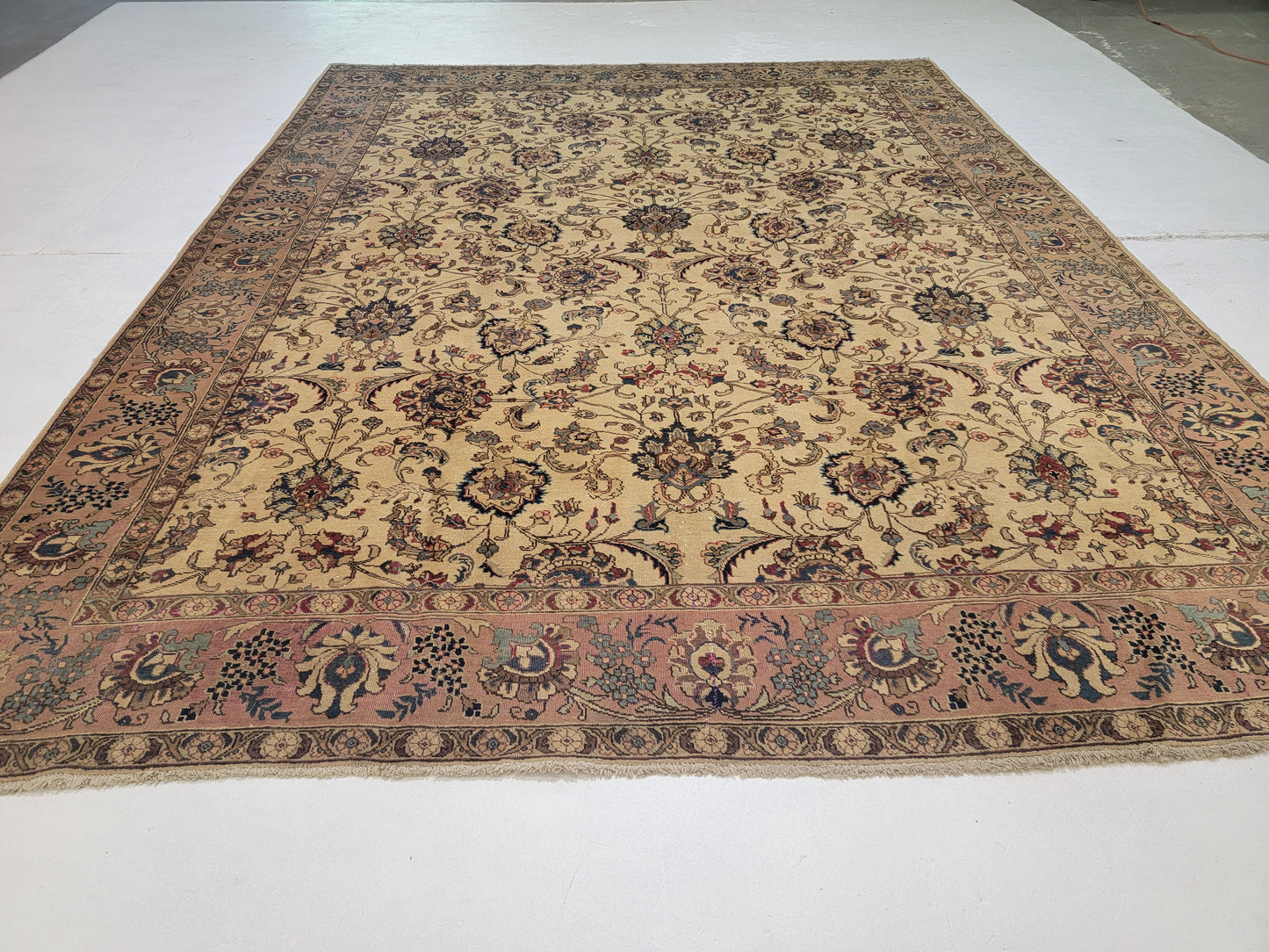 Hand-Knotted Wool Rug Tabriz 9'6" x 12'3"