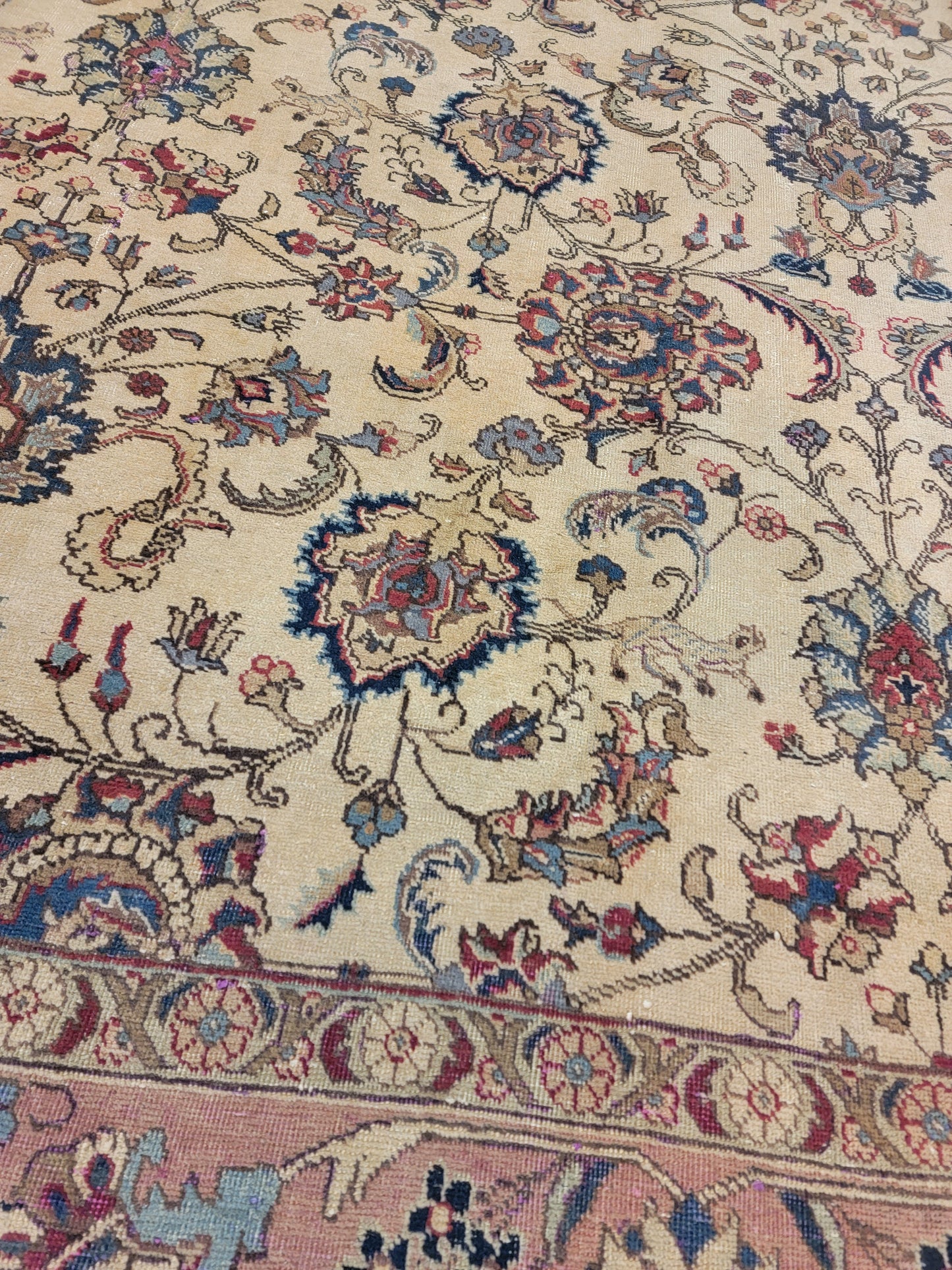 Hand-Knotted Wool Rug Tabriz 9'6" x 12'3"