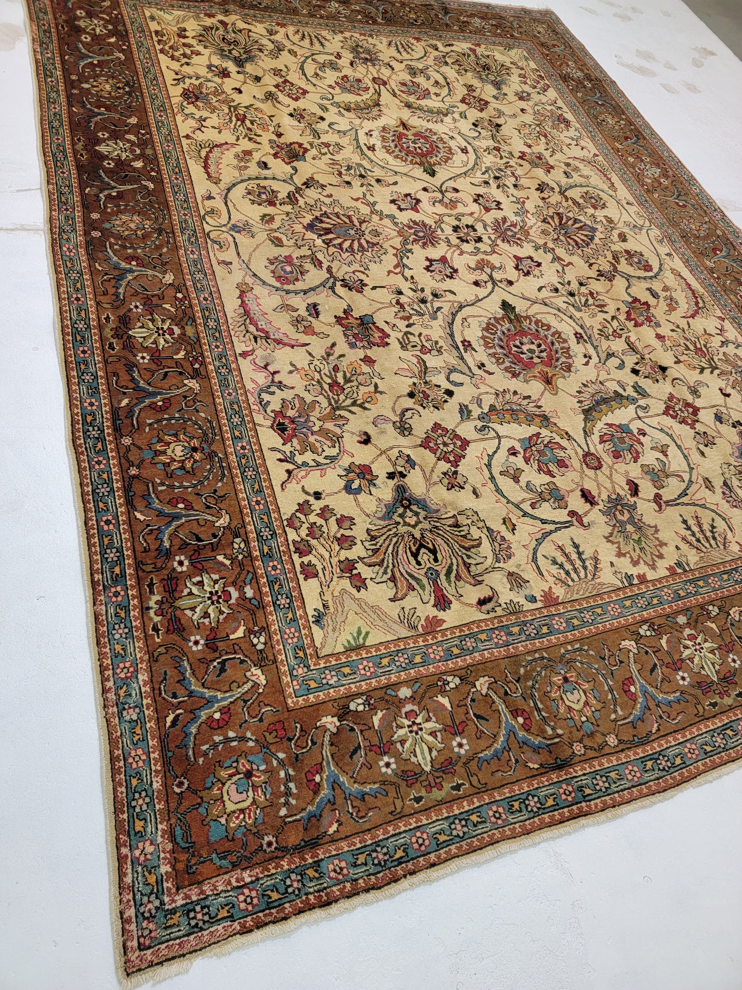 Hand-Knotted Wool Rug Tabriz Allover design 10' x 13'4"