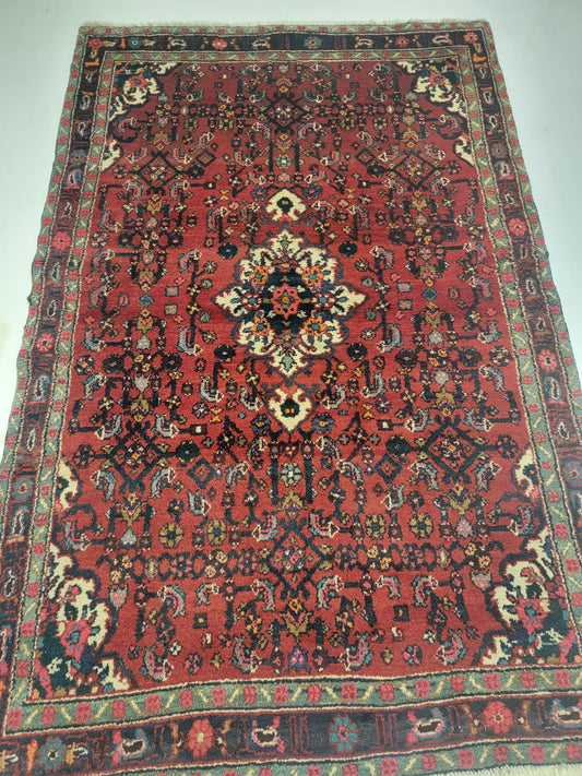 Hand-Knotted Wool Rug Bijar 4'3" x 6'5"