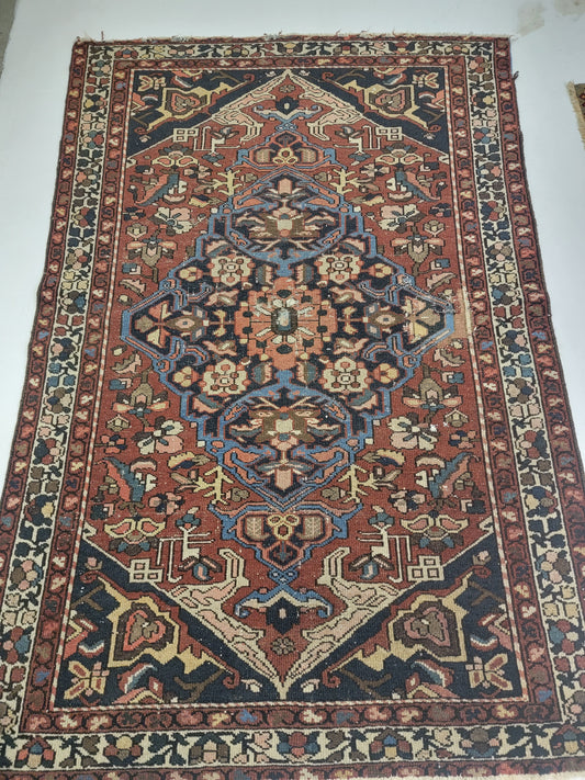 Hand-Knotted Wool Rug Bakhtiari 4'3" x 6'4"